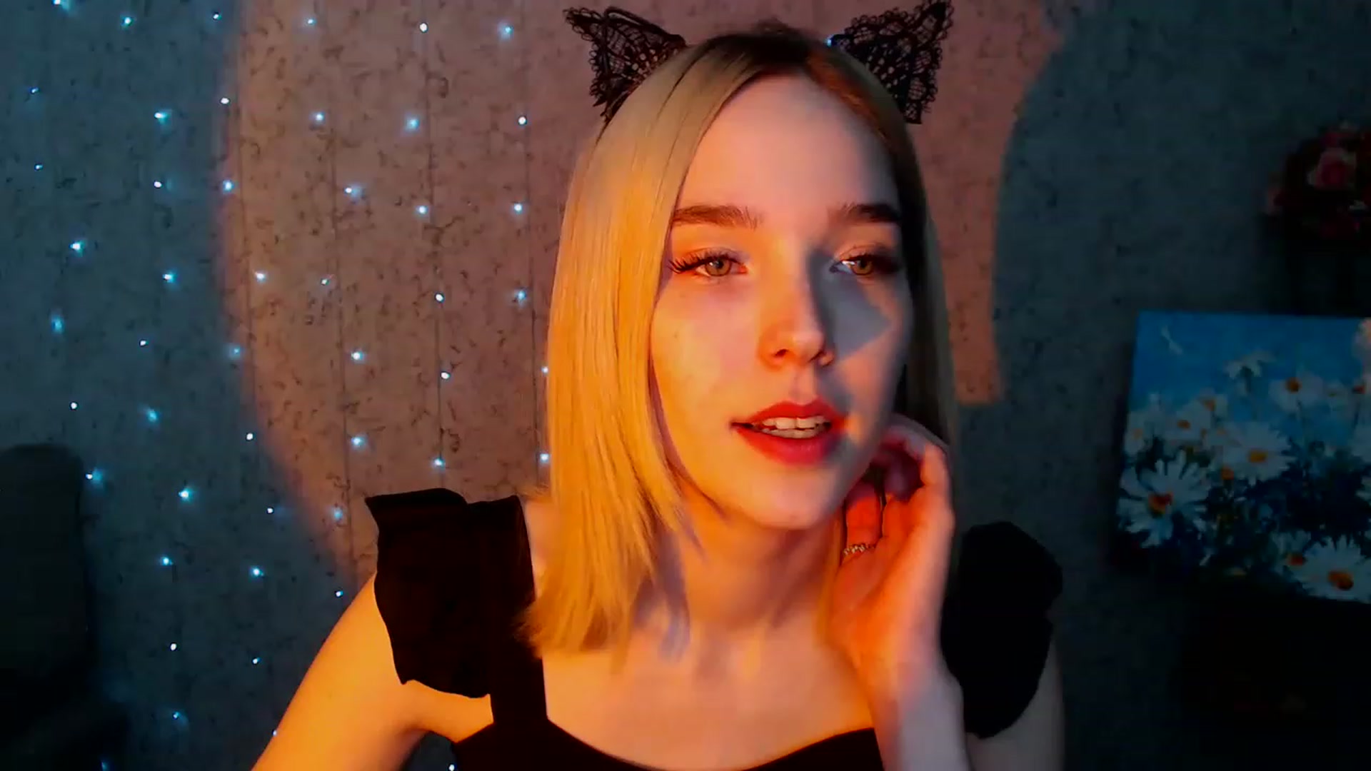 Gallery image thumbnail from EvaRockStar's myfreecams stream on, 04/08/2023, 16:36 image 16 of 20