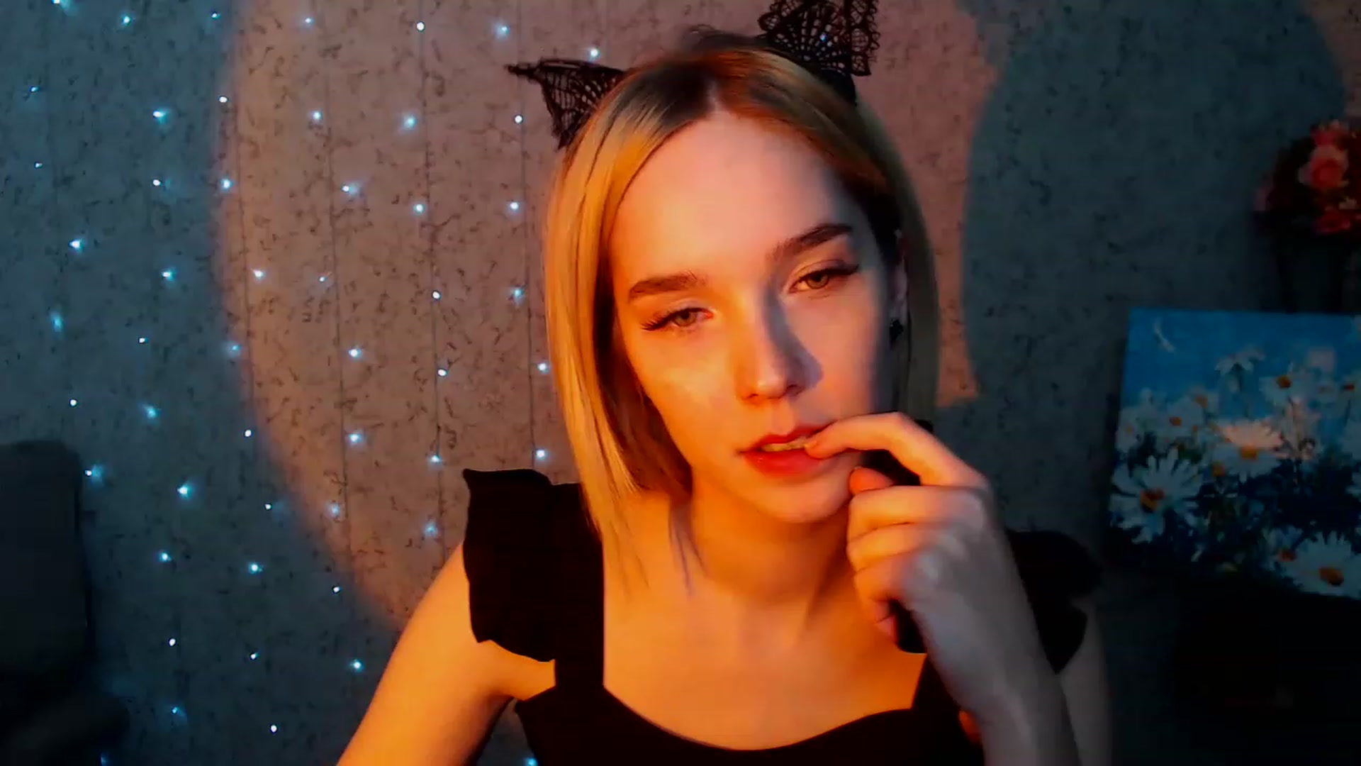 Gallery image thumbnail from EvaRockStar's myfreecams stream on, 04/08/2023, 16:36 image 14 of 20