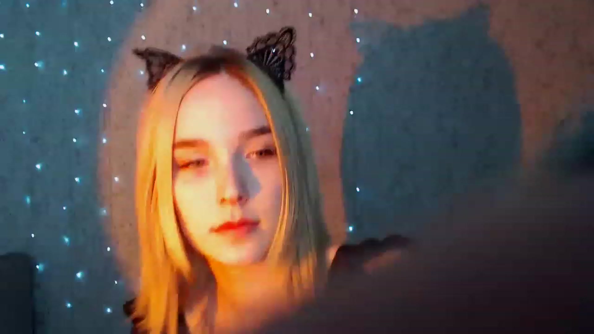 Gallery image thumbnail from EvaRockStar's myfreecams stream on, 04/08/2023, 16:36 image 1 of 20