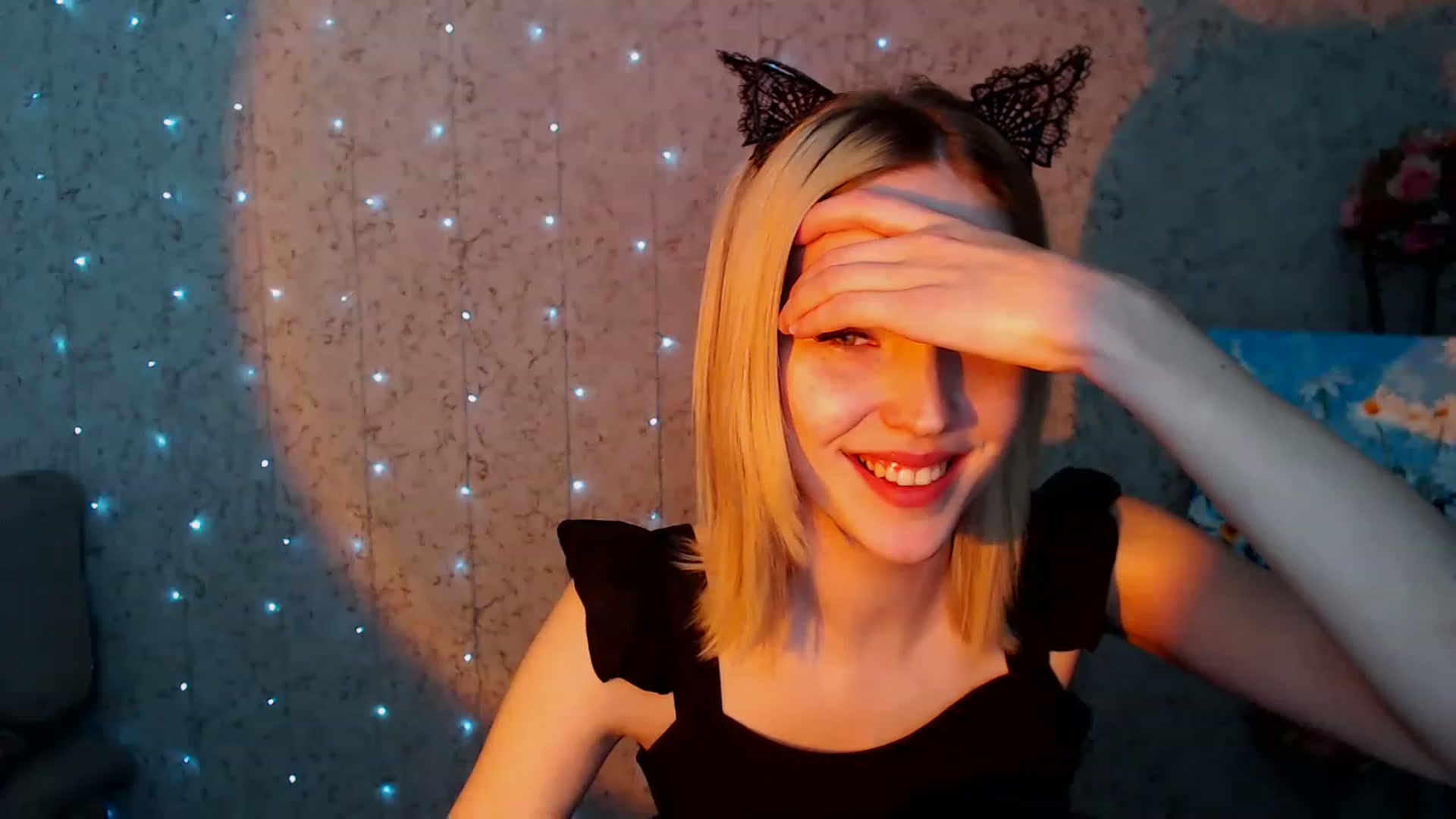 Gallery image thumbnail from EvaRockStar's myfreecams stream on, 04/08/2023, 16:36 image 20 of 20