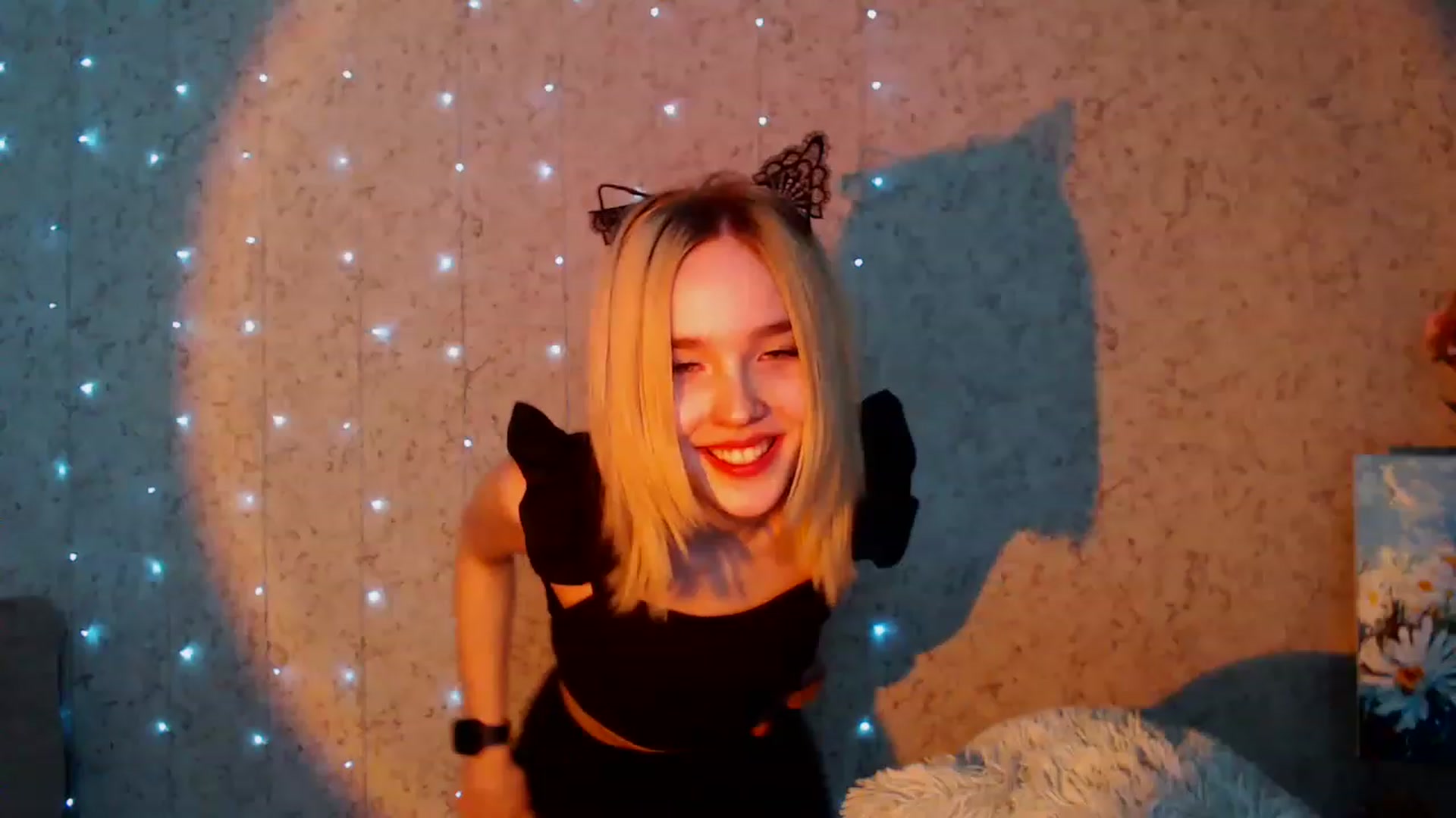 Gallery image thumbnail from EvaRockStar's myfreecams stream on, 04/08/2023, 18:26 image 8 of 20