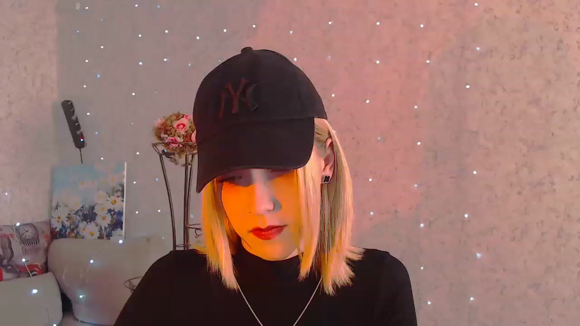 Gallery image thumbnail from EvaRockStar's myfreecams stream on, 04/10/2023, 09:35 image 1 of 20