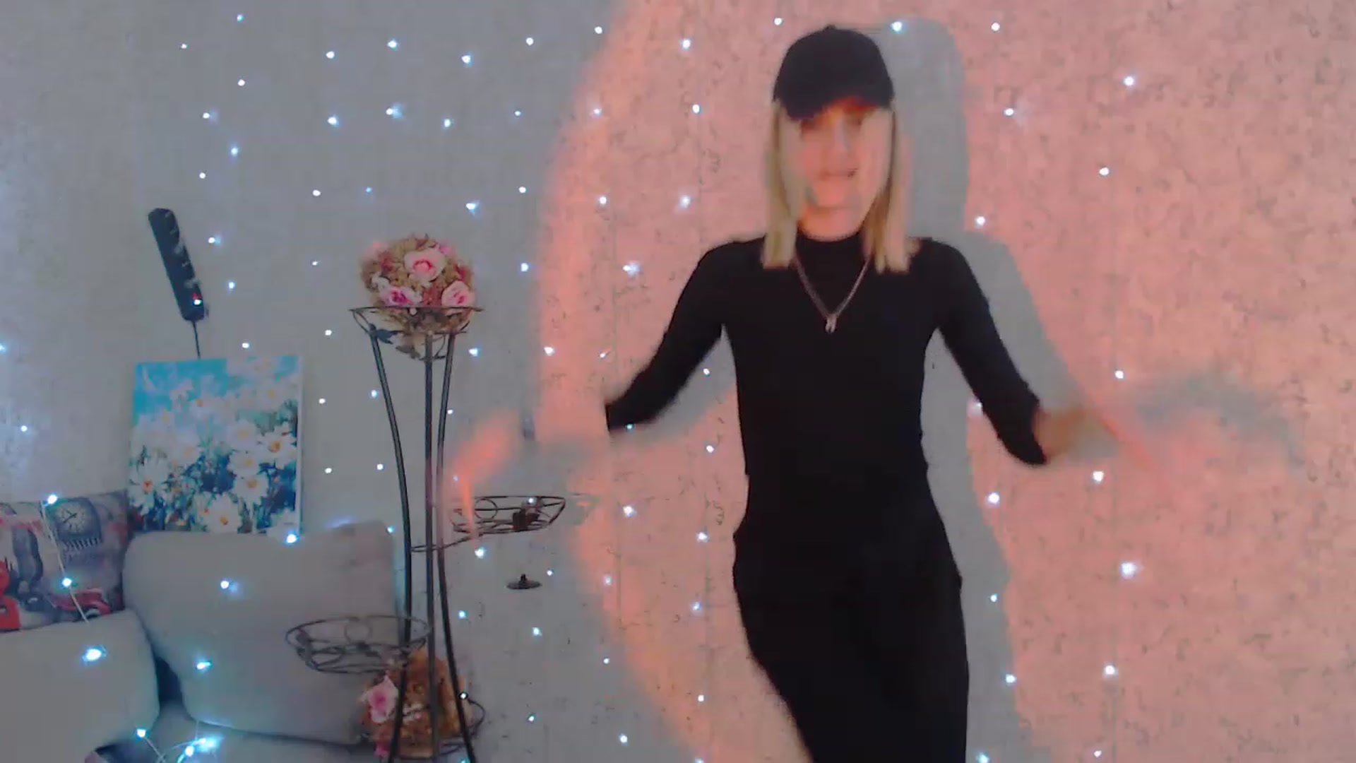 Gallery image thumbnail from EvaRockStar's myfreecams stream on, 04/10/2023, 09:35 image 9 of 20