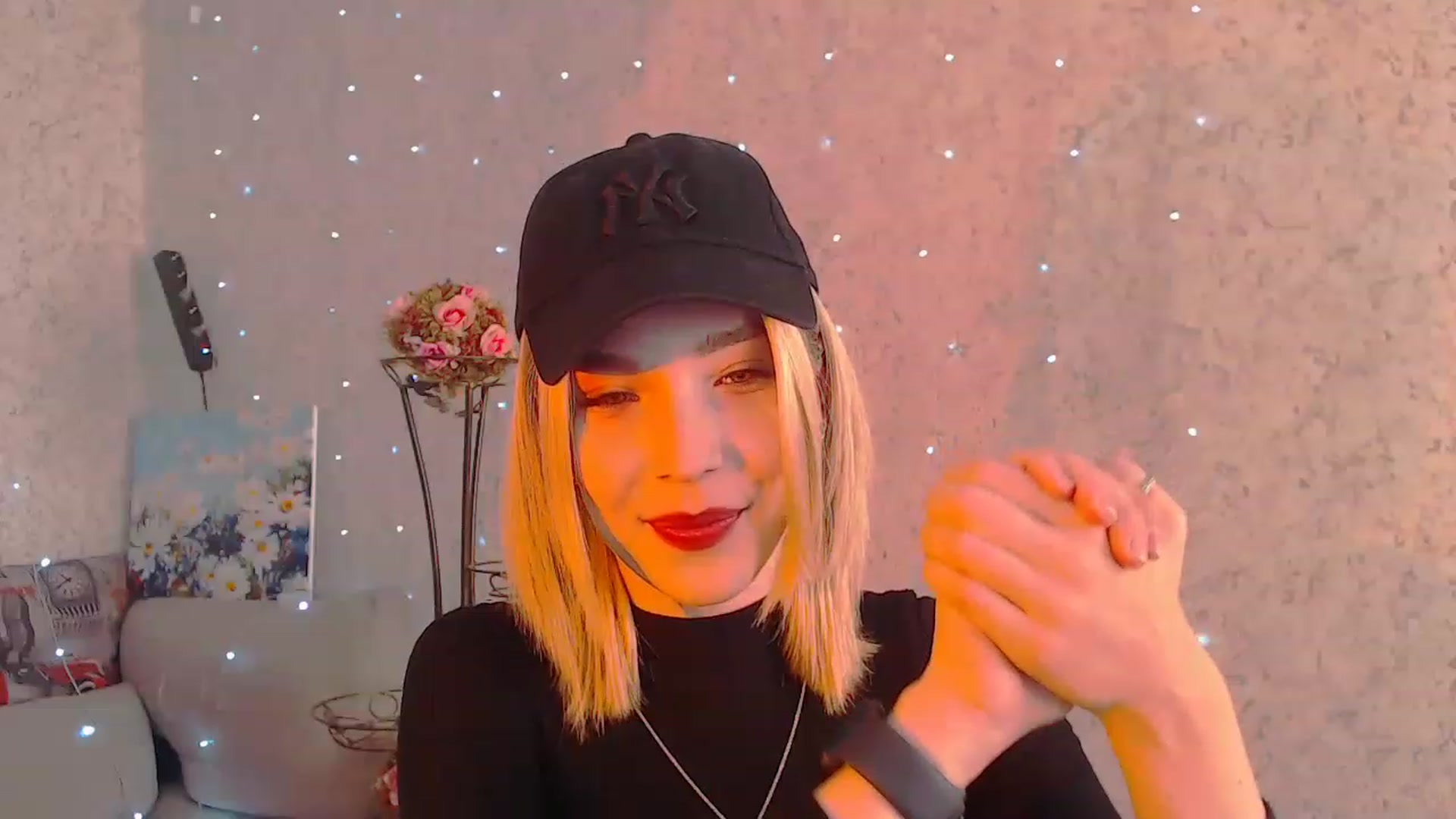 Gallery image thumbnail from EvaRockStar's myfreecams stream on, 04/10/2023, 09:35 image 3 of 20