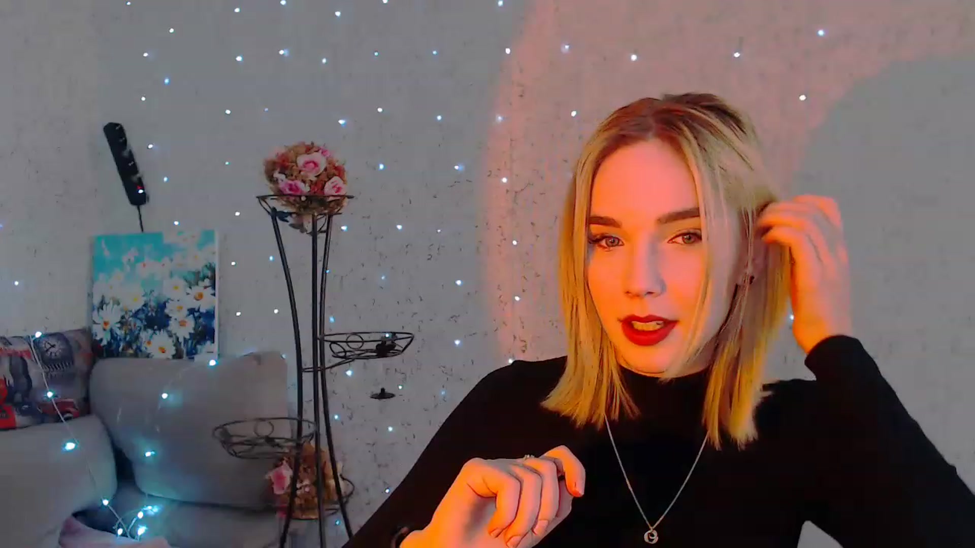 Gallery image thumbnail from EvaRockStar's myfreecams stream on, 04/10/2023, 10:29 image 16 of 20