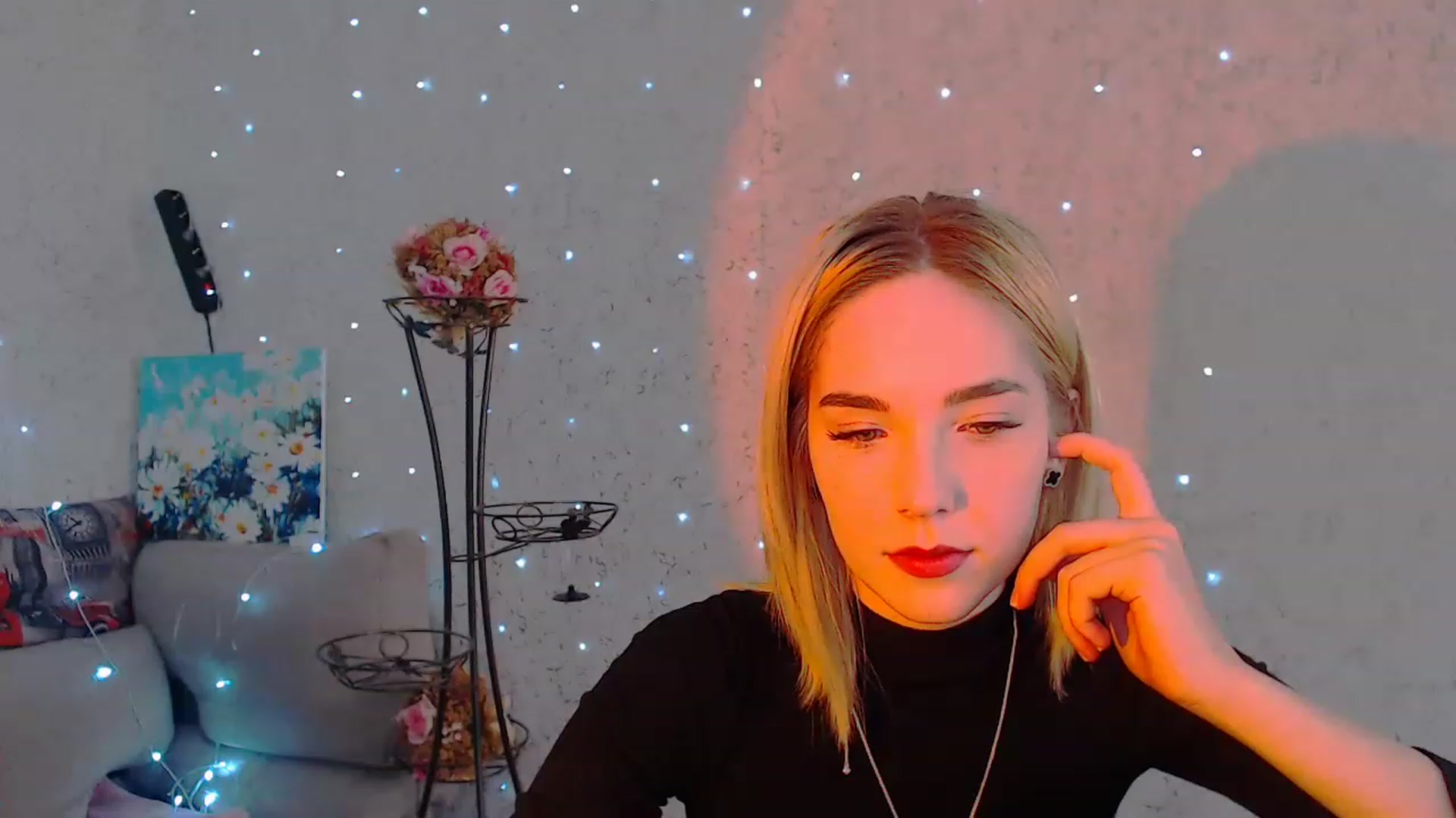 Gallery image thumbnail from EvaRockStar's myfreecams stream on, 04/10/2023, 10:29 image 11 of 20