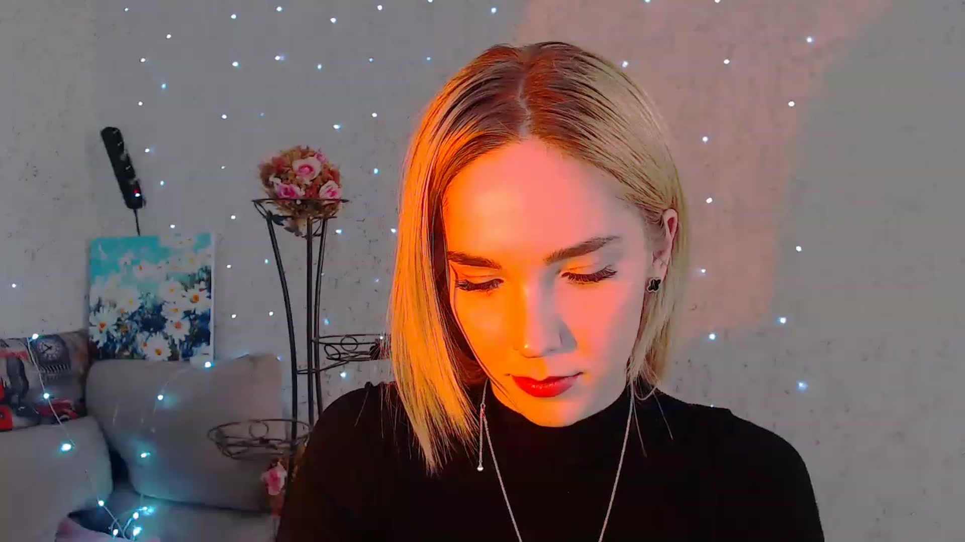 Gallery image thumbnail from EvaRockStar's myfreecams stream on, 04/10/2023, 10:29 image 8 of 20
