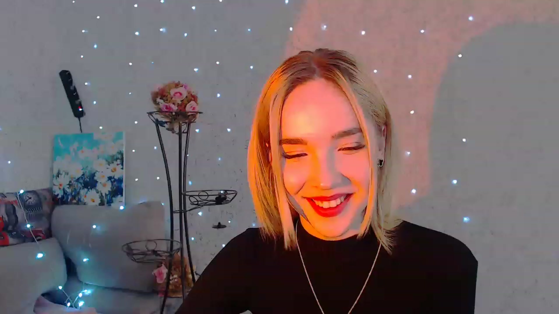 Gallery image thumbnail from EvaRockStar's myfreecams stream on, 04/10/2023, 10:29 image 19 of 20