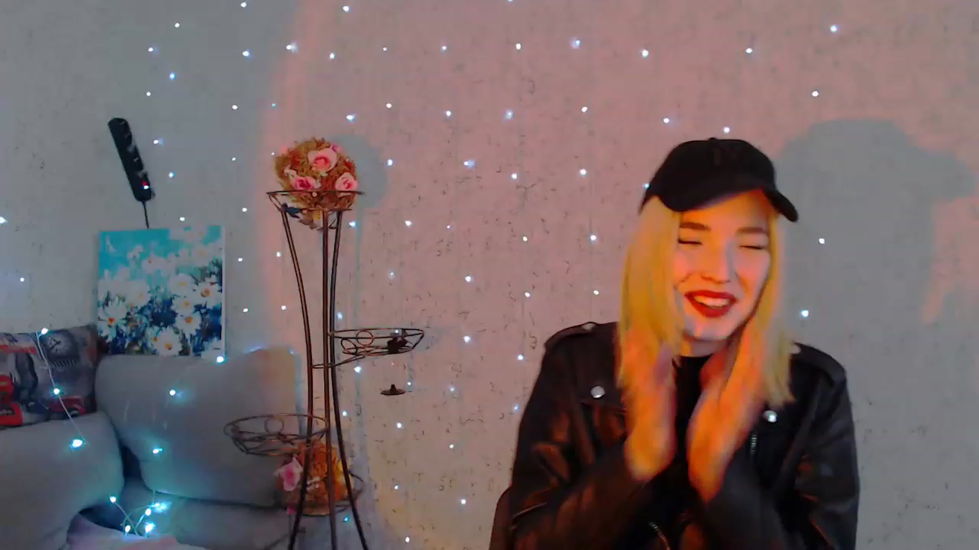 Gallery image thumbnail from EvaRockStar's myfreecams stream on, 04/10/2023, 11:59 image 14 of 20