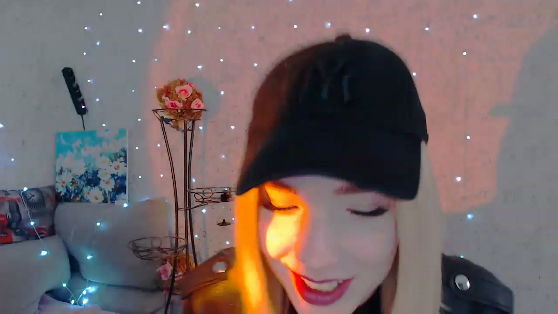 Gallery image thumbnail from EvaRockStar's myfreecams stream on, 04/10/2023, 11:59 image 15 of 20