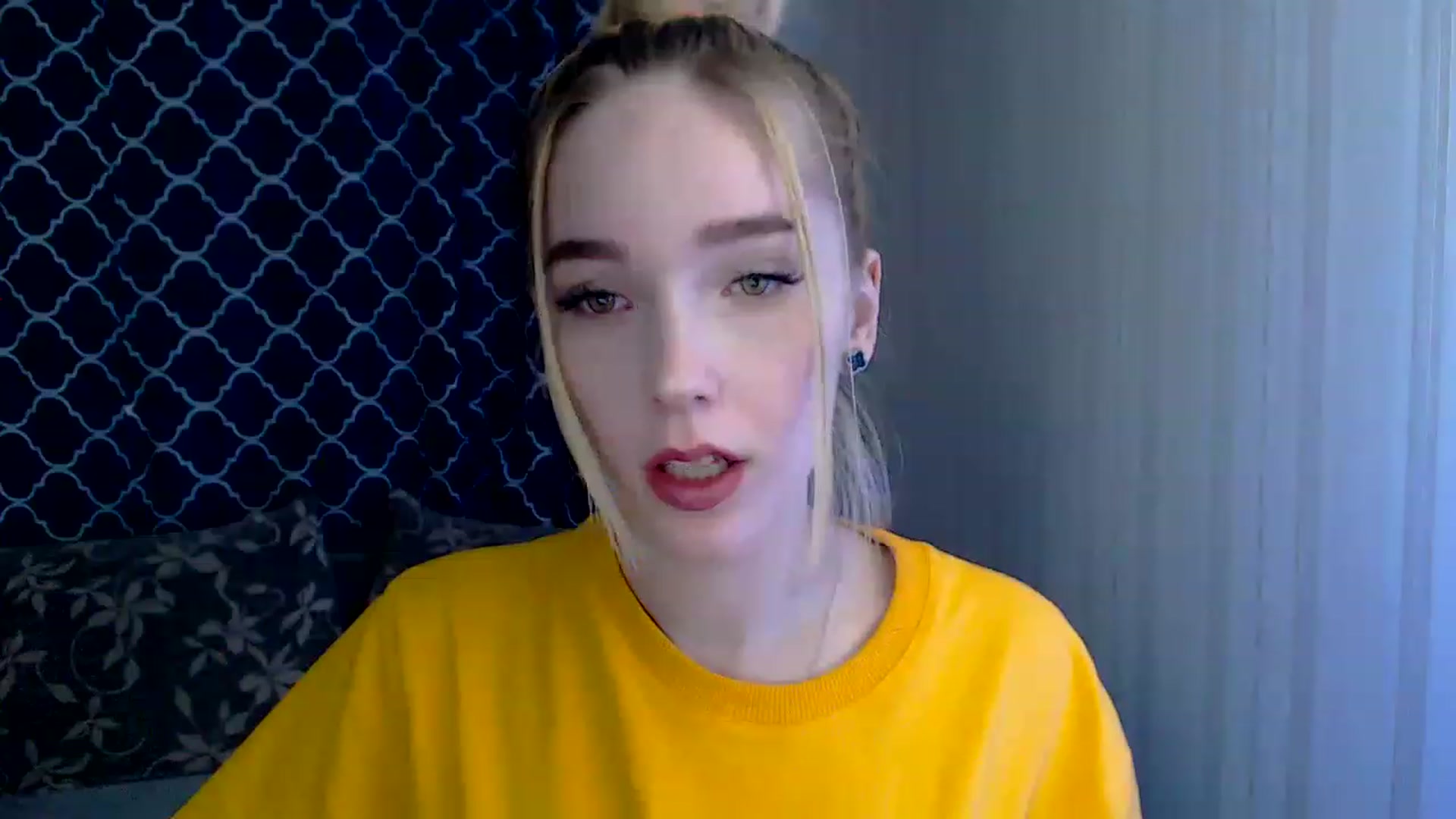 Gallery image thumbnail from EvaRockStar's myfreecams stream on, 04/13/2023, 09:05 image 3 of 20