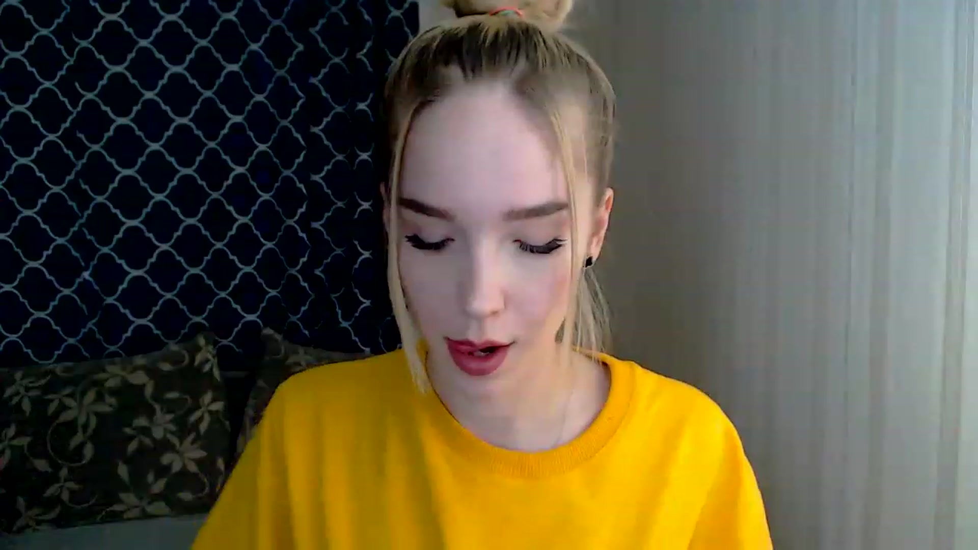 Gallery image thumbnail from EvaRockStar's myfreecams stream on, 04/13/2023, 09:05 image 2 of 20