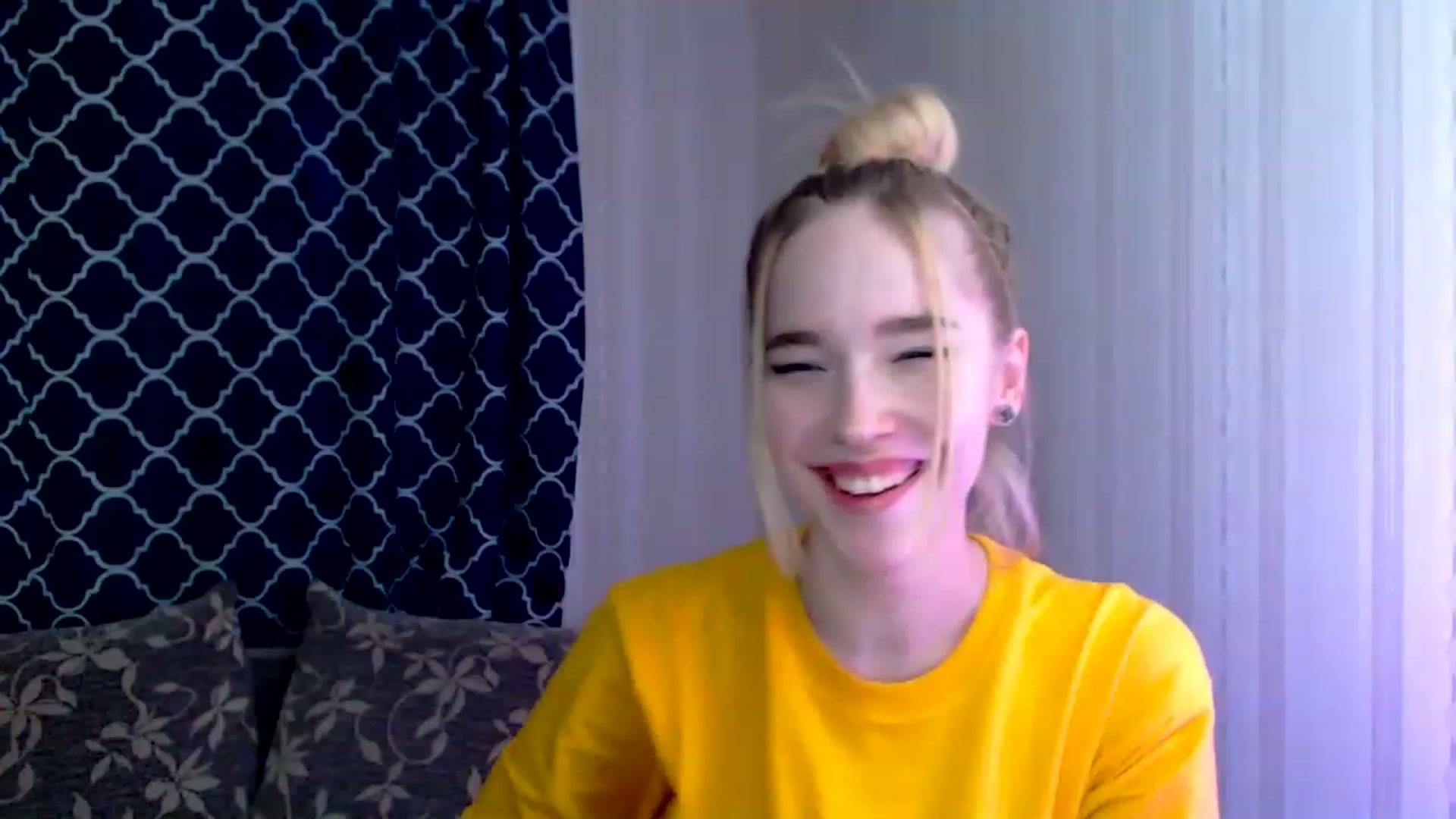 Gallery image thumbnail from EvaRockStar's myfreecams stream on, 04/13/2023, 11:34 image 3 of 20