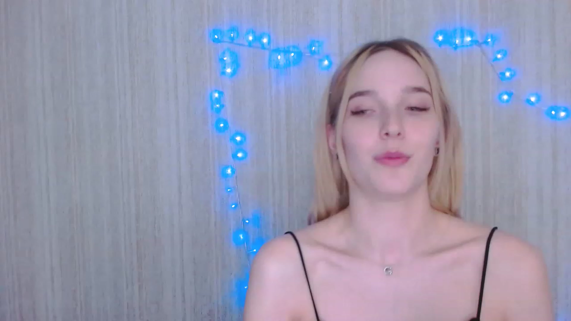 Gallery image thumbnail from EvaRockStar's myfreecams stream on, 04/20/2023, 16:34 image 8 of 20