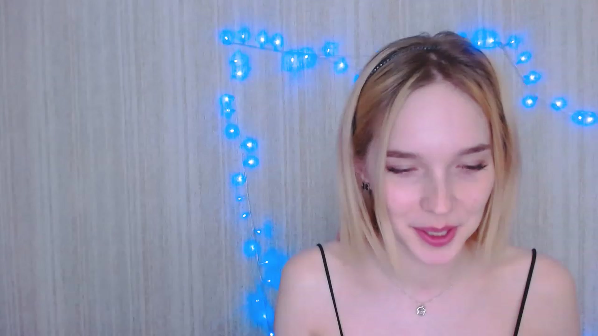 Gallery image thumbnail from EvaRockStar's myfreecams stream on, 04/20/2023, 16:34 image 16 of 20