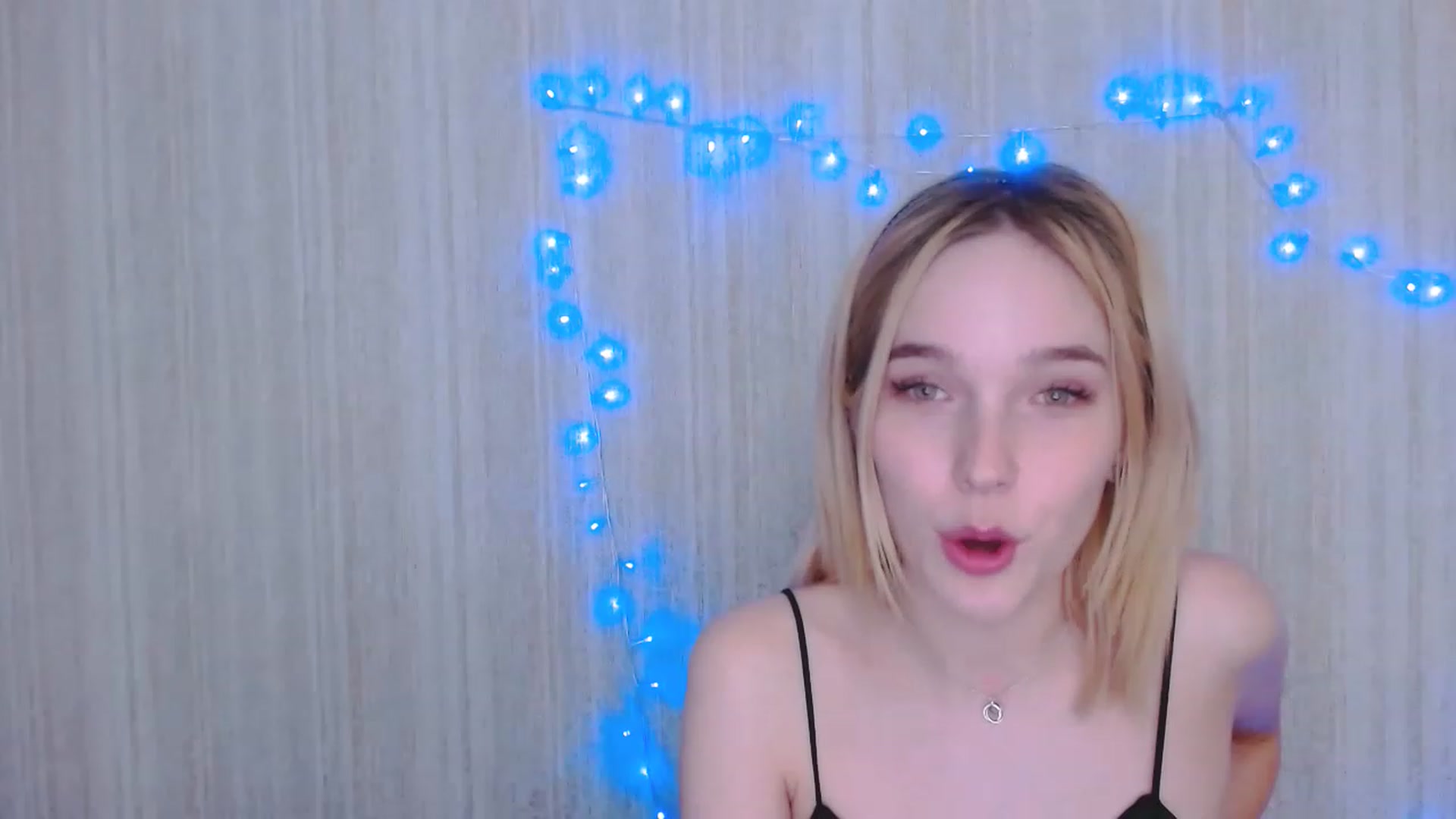 Gallery image thumbnail from EvaRockStar's myfreecams stream on, 04/20/2023, 16:34 image 2 of 20