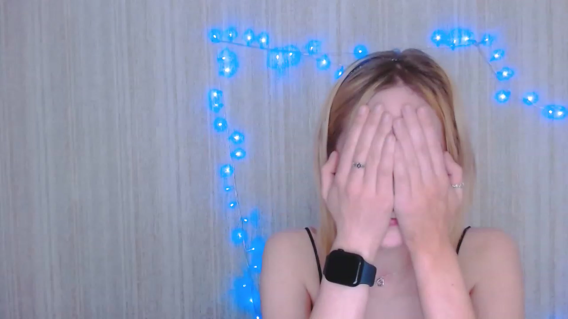 Gallery image thumbnail from EvaRockStar's myfreecams stream on, 04/20/2023, 16:34 image 4 of 20