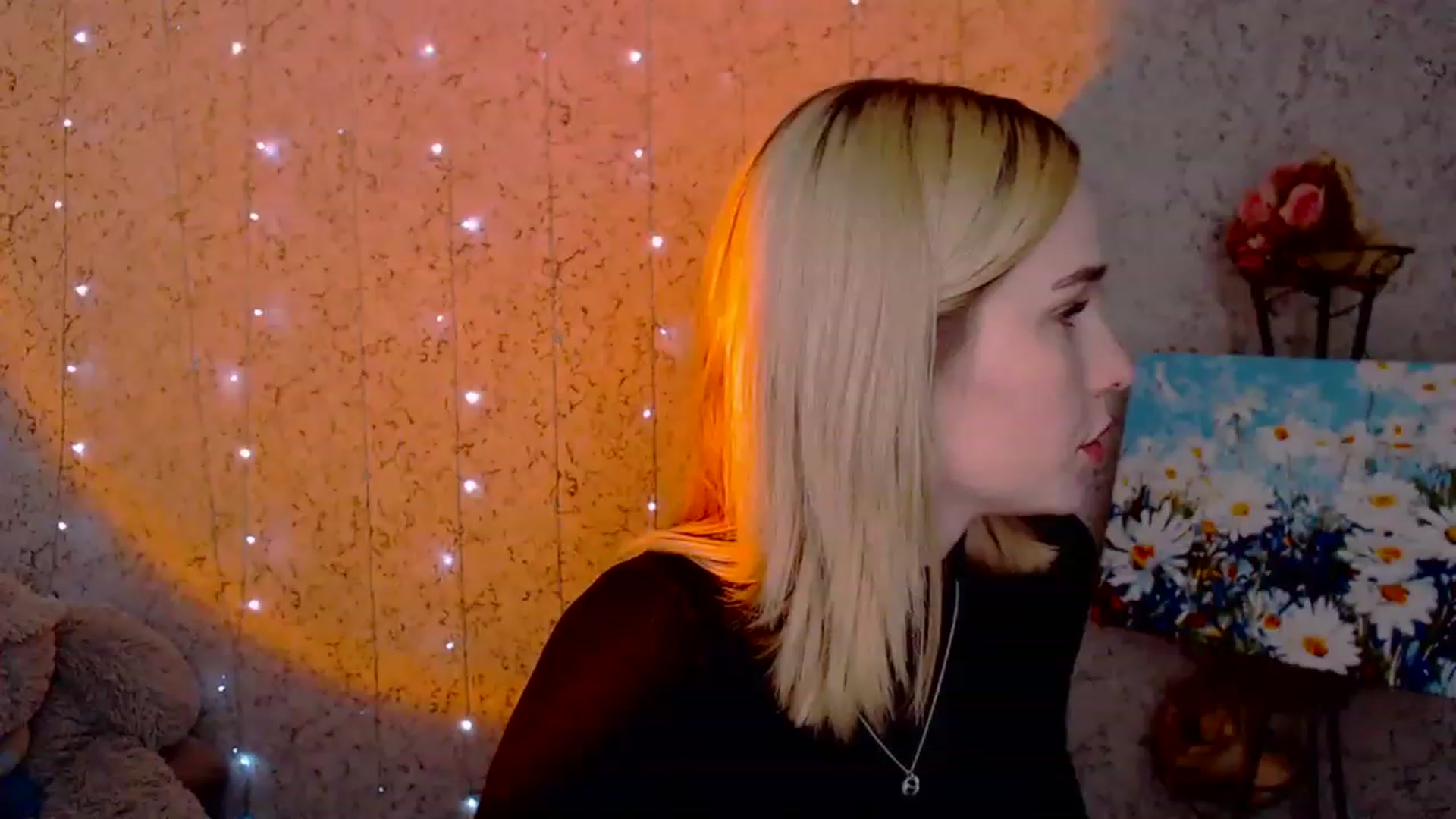 Gallery image thumbnail from EvaRockStar's myfreecams stream on, 04/21/2023, 17:24 image 10 of 20