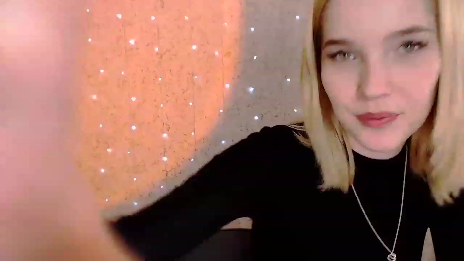 Gallery image thumbnail from EvaRockStar's myfreecams stream on, 04/22/2023, 12:08 image 1 of 20