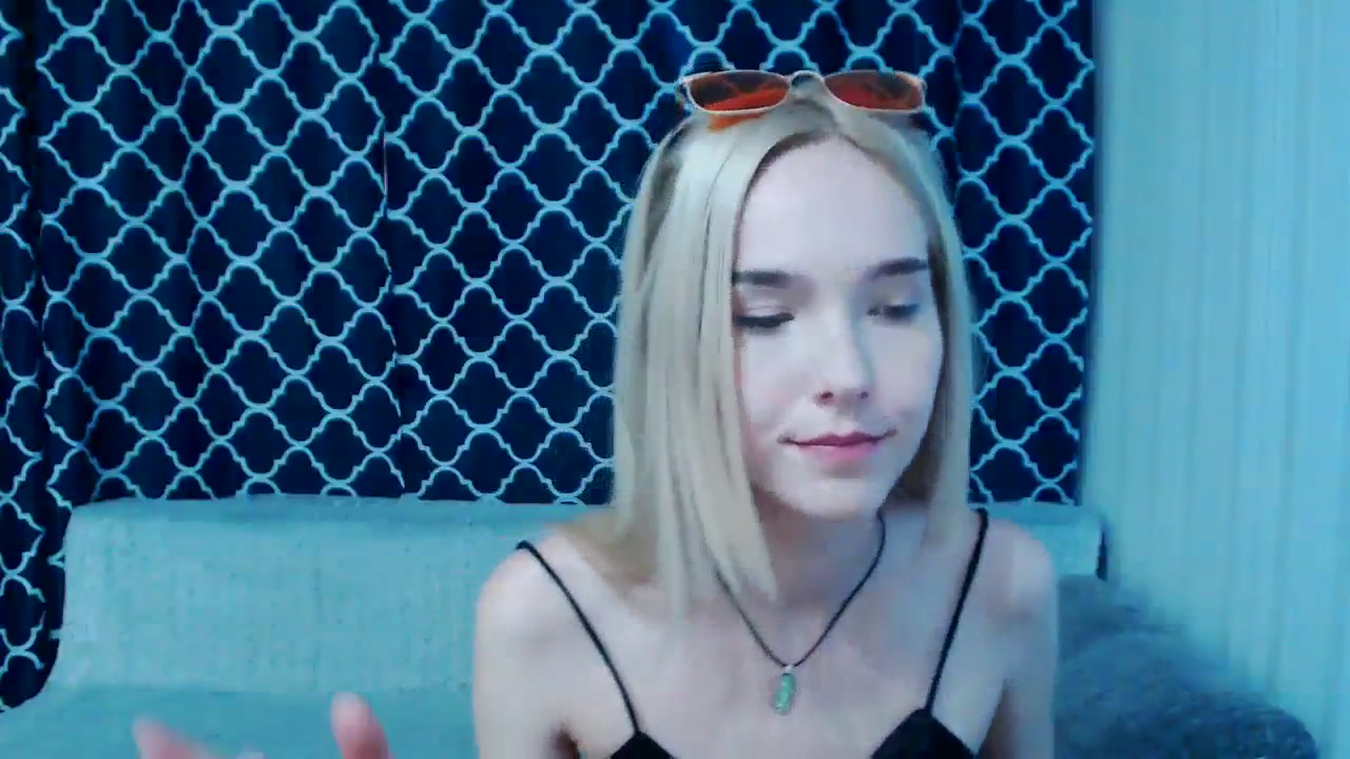 Gallery image thumbnail from EvaRockStar's myfreecams stream on, 07/22/2023, 10:49 image 16 of 20