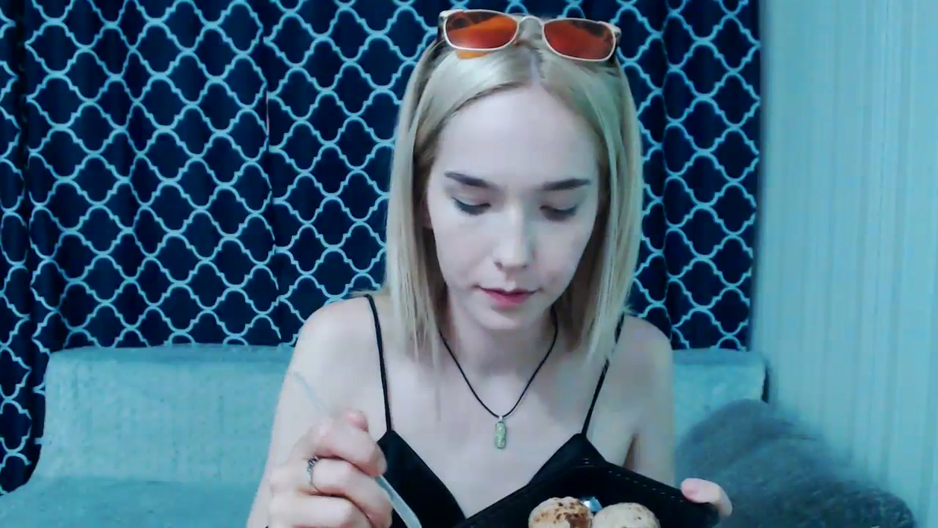 Gallery image thumbnail from EvaRockStar's myfreecams stream on, 07/22/2023, 10:49 image 7 of 20