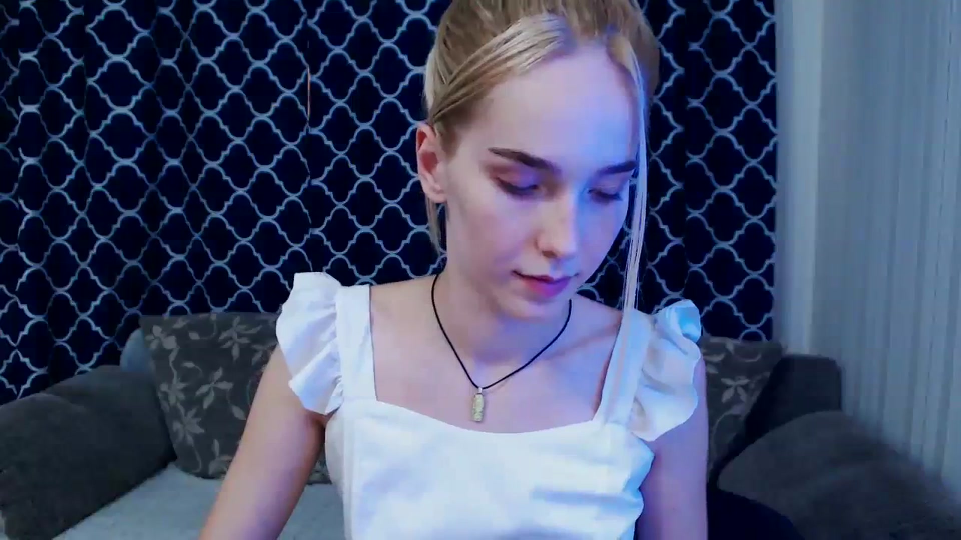 Gallery image thumbnail from EvaRockStar's myfreecams stream on, 07/29/2023, 11:03 image 9 of 20