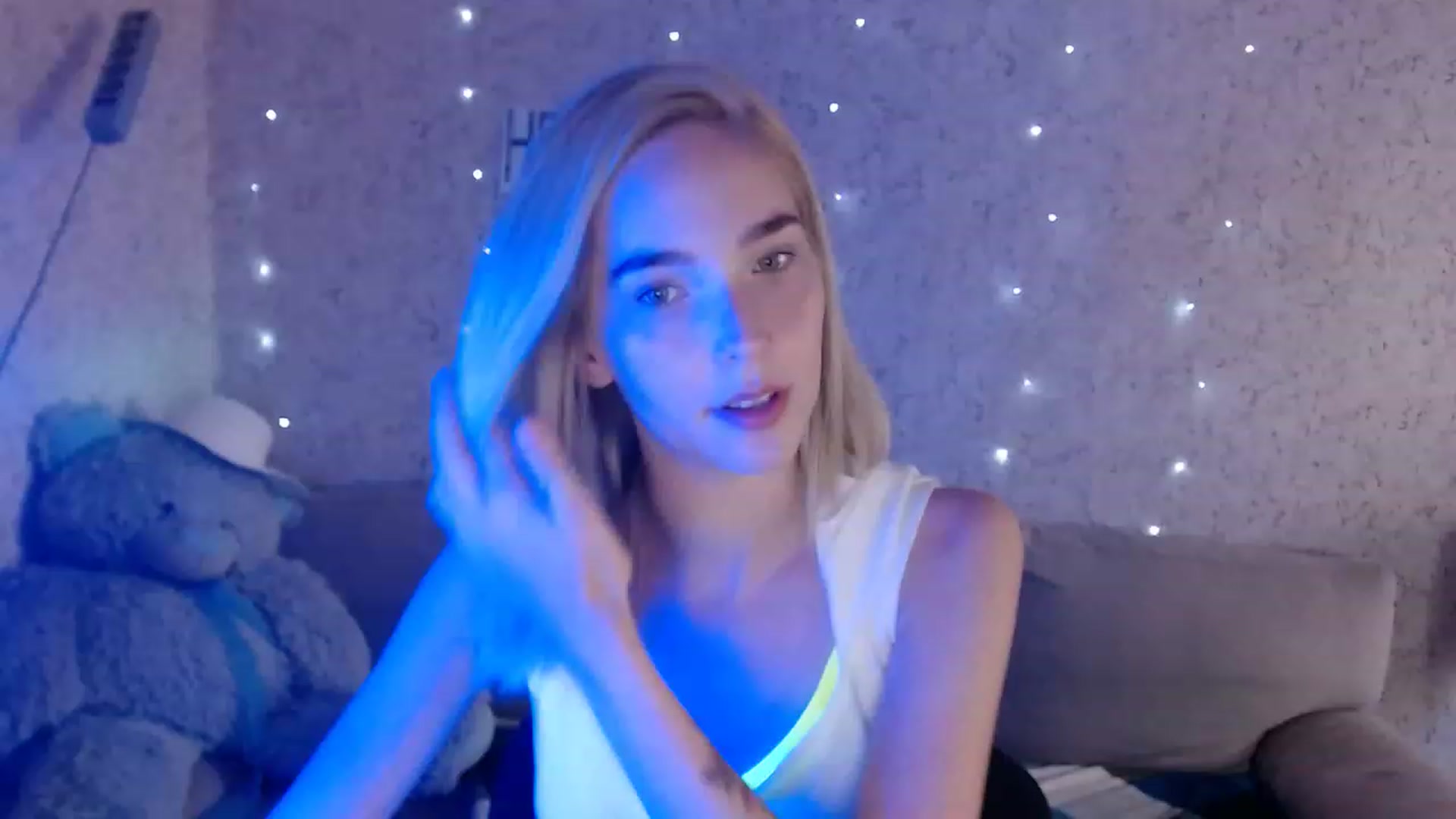 Gallery image thumbnail from EvaRockStar's myfreecams stream on, 07/31/2023, 14:17 image 17 of 20