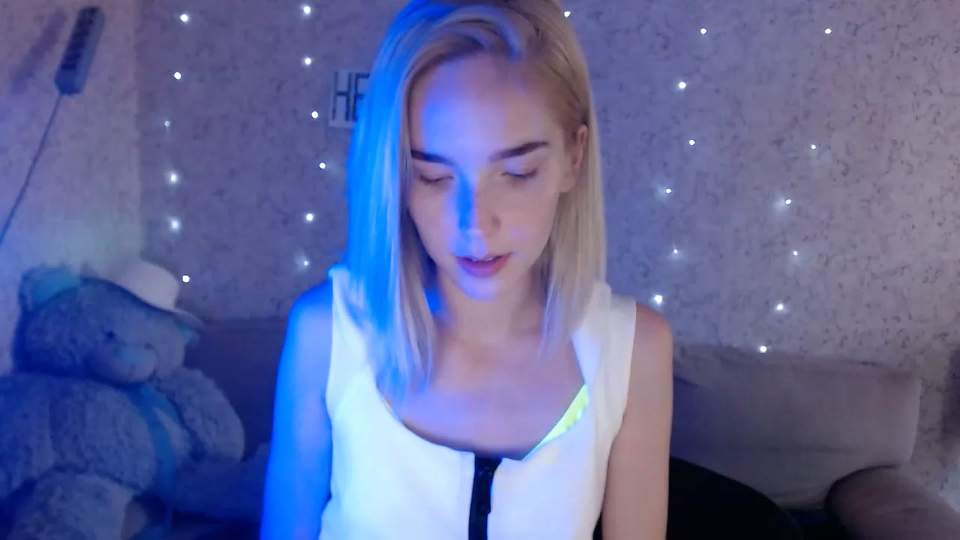 Gallery image thumbnail from EvaRockStar's myfreecams stream on, 07/31/2023, 14:17 image 2 of 20