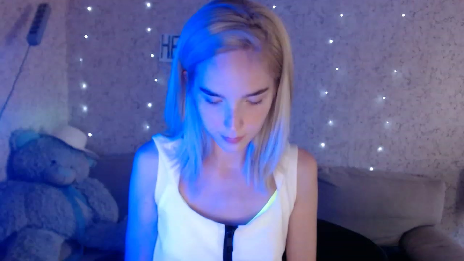 Gallery image thumbnail from EvaRockStar's myfreecams stream on, 07/31/2023, 14:17 image 8 of 20