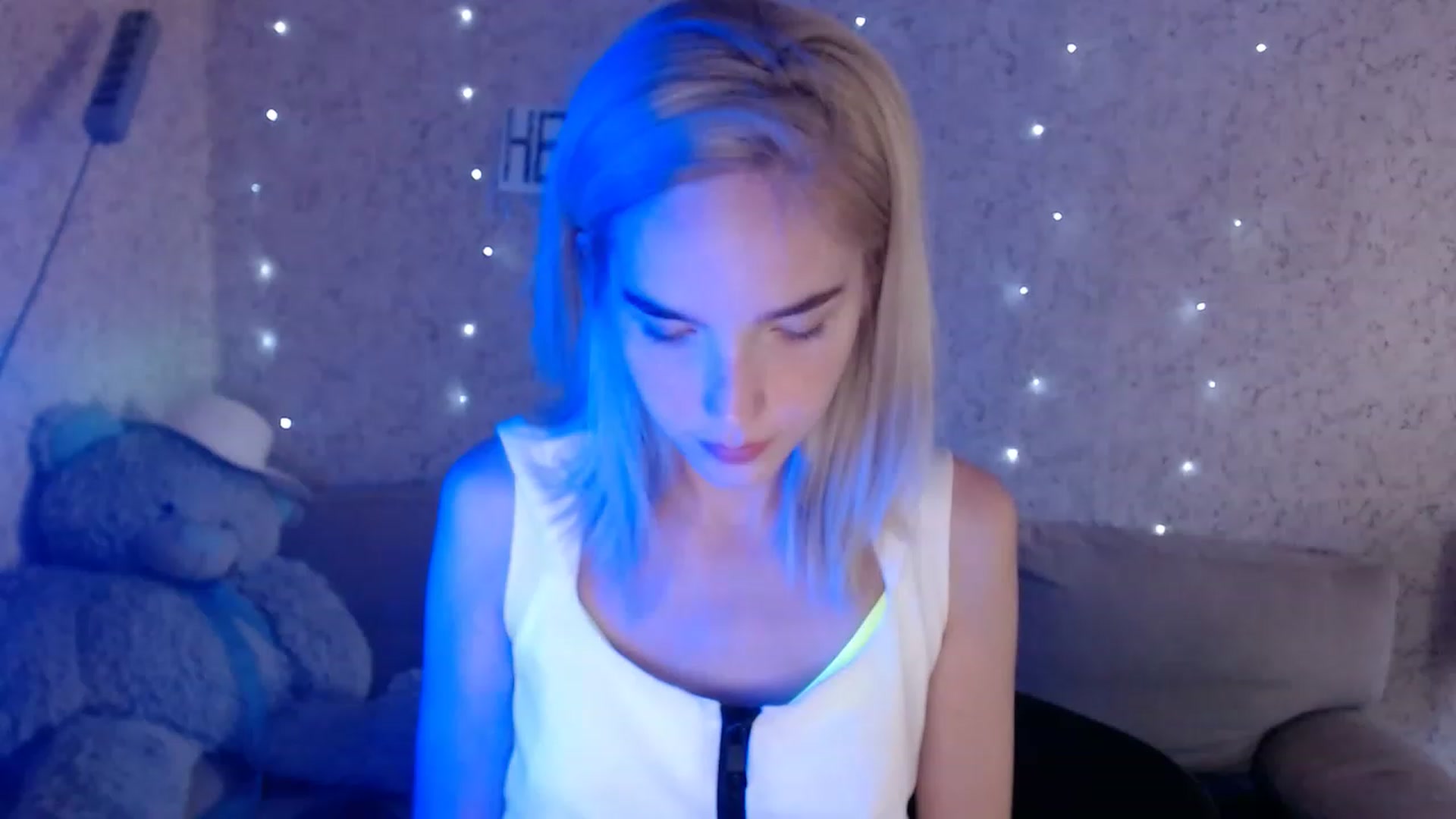 Gallery image thumbnail from EvaRockStar's myfreecams stream on, 07/31/2023, 14:17 image 7 of 20