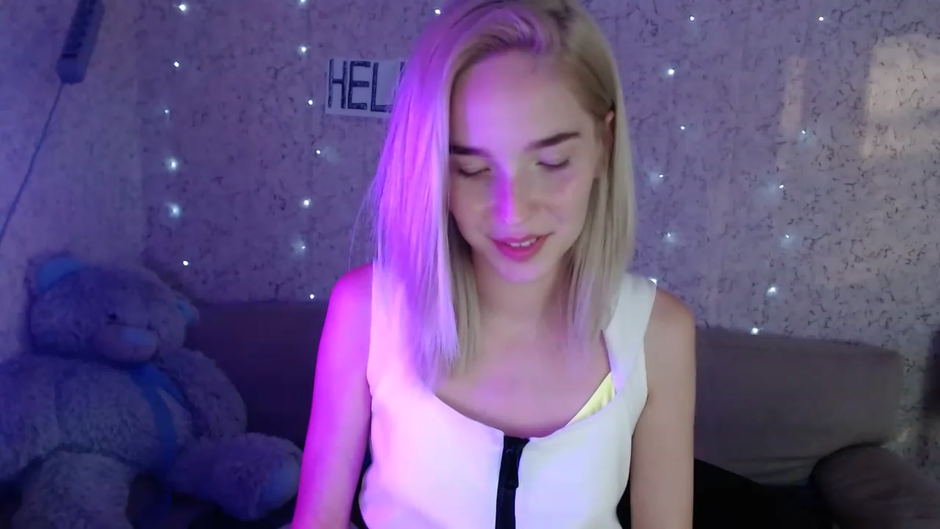 Gallery image thumbnail from EvaRockStar's myfreecams stream on, 07/31/2023, 16:48 image 9 of 20