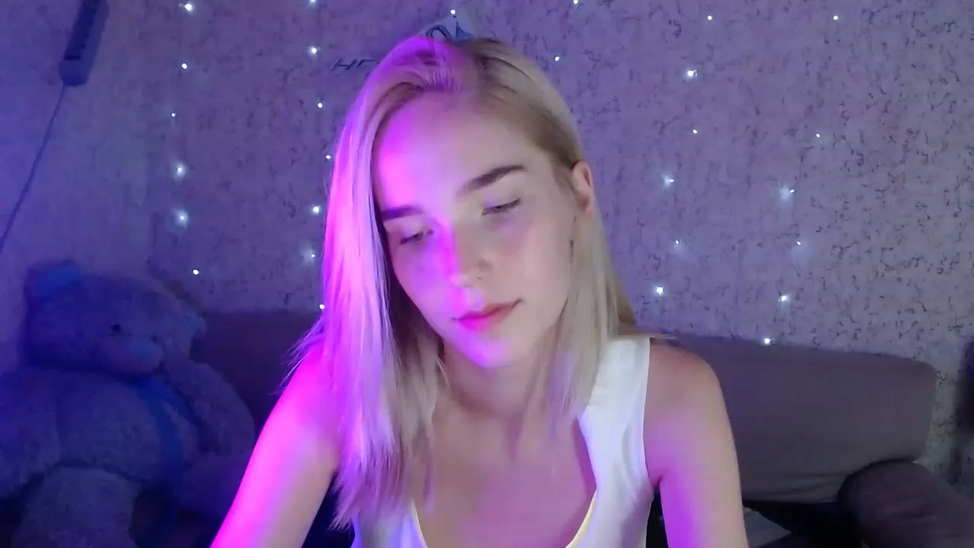 Gallery image thumbnail from EvaRockStar's myfreecams stream on, 07/31/2023, 16:48 image 17 of 20