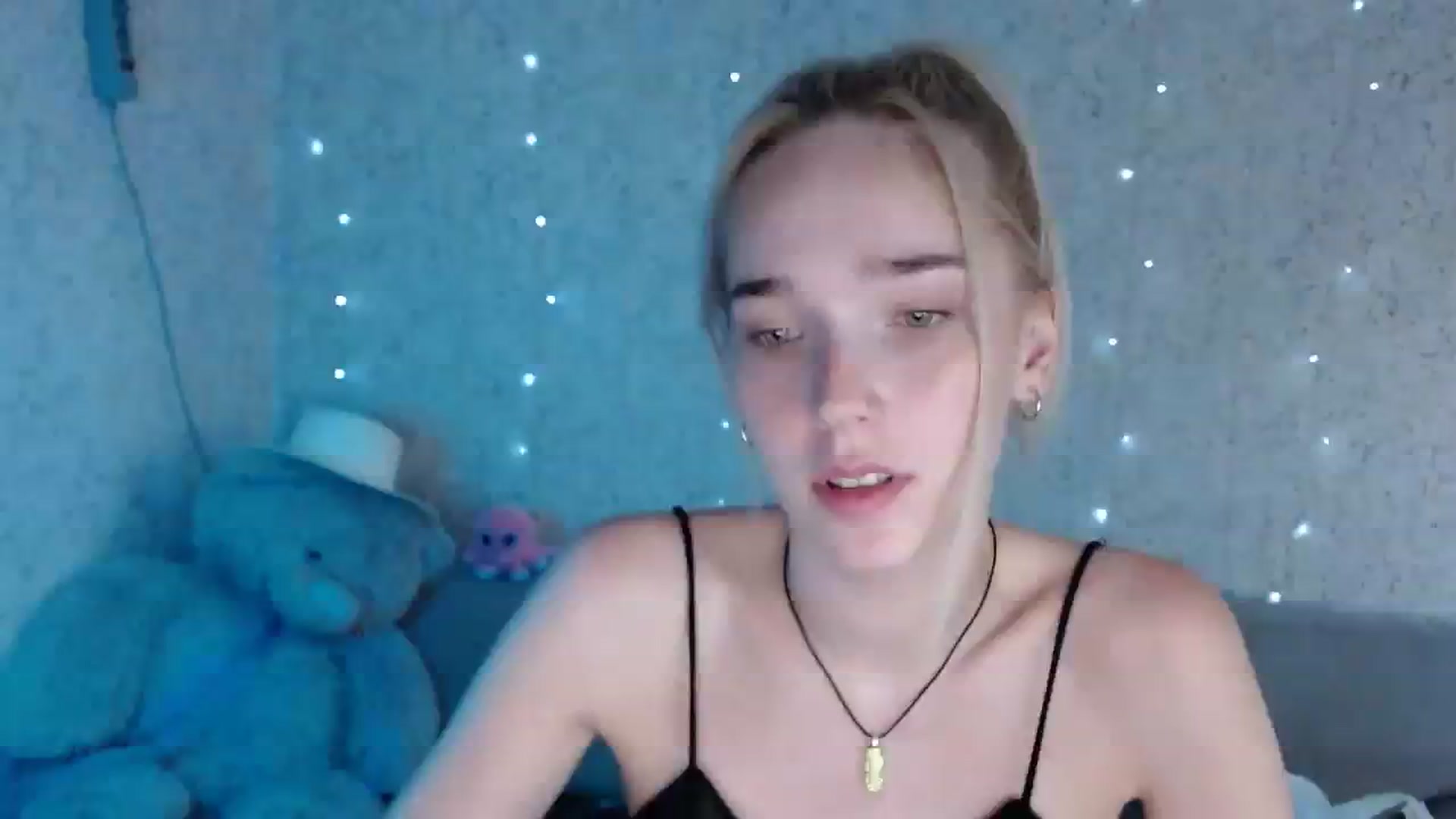 Gallery image thumbnail from EvaRockStar's myfreecams stream on, 08/03/2023, 16:05 image 1 of 20