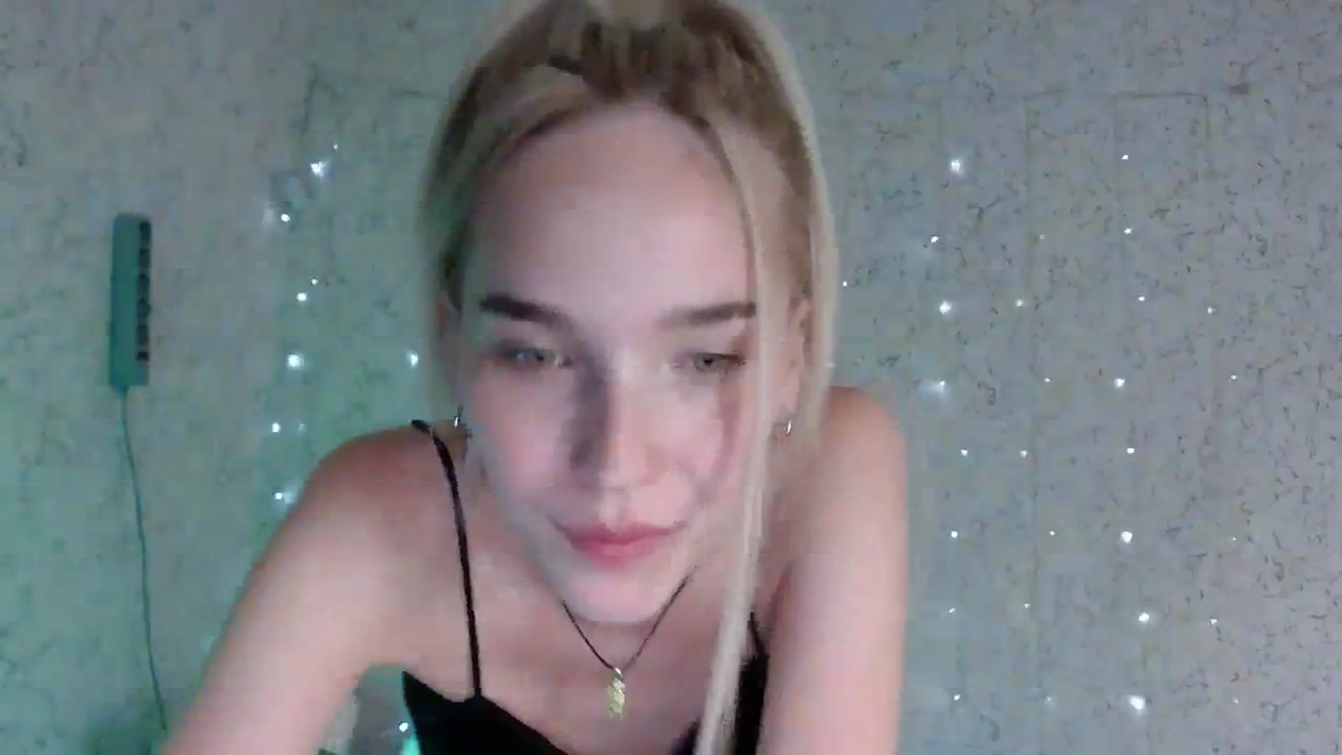 Gallery image thumbnail from EvaRockStar's myfreecams stream on, 08/03/2023, 16:05 image 10 of 20