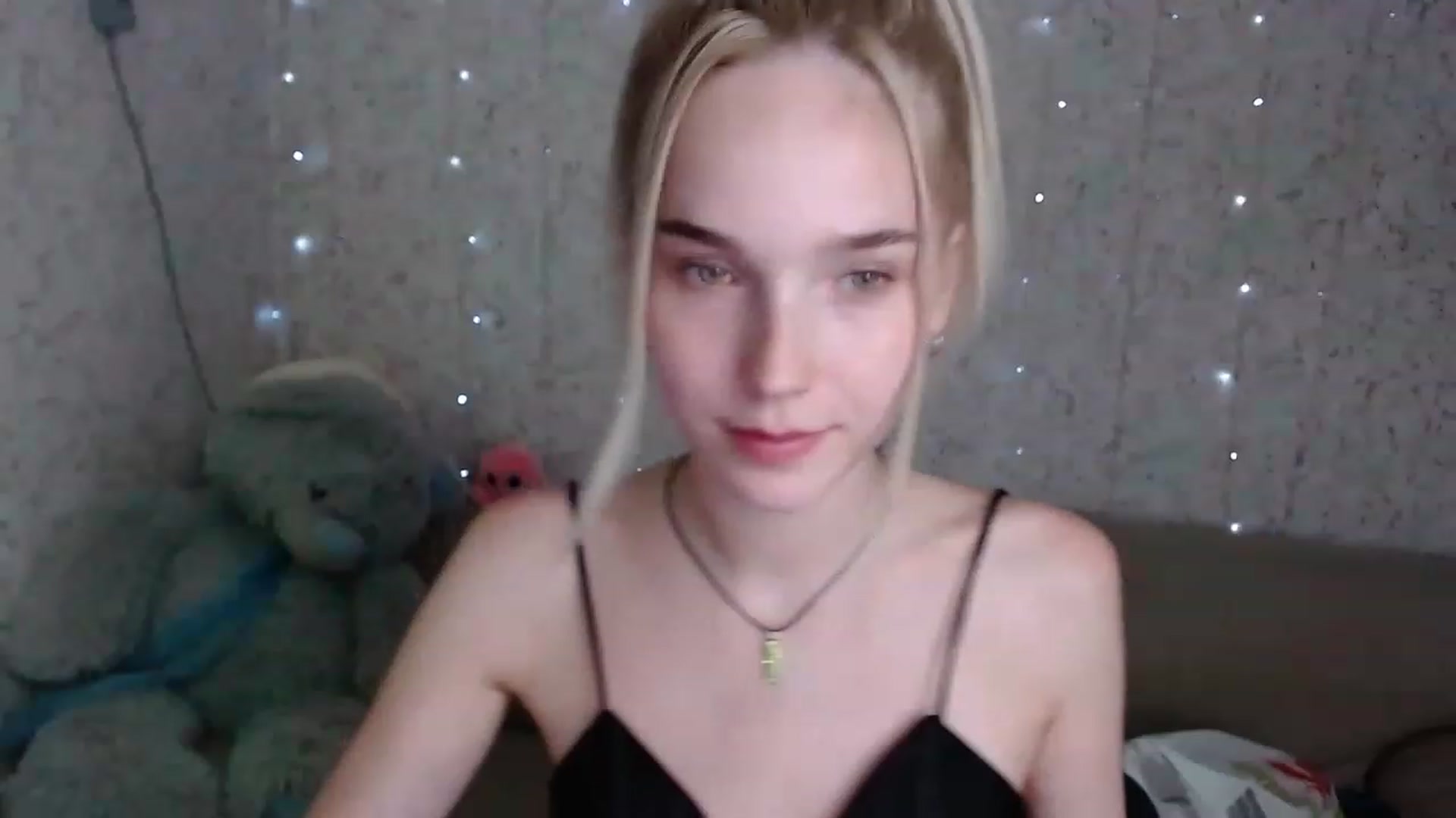 Gallery image thumbnail from EvaRockStar's myfreecams stream on, 08/03/2023, 17:41 image 9 of 20