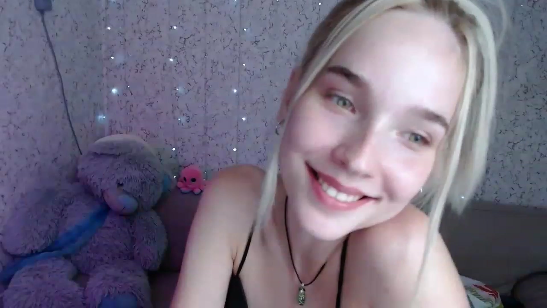 Gallery image thumbnail from EvaRockStar's myfreecams stream on, 08/03/2023, 17:41 image 13 of 20