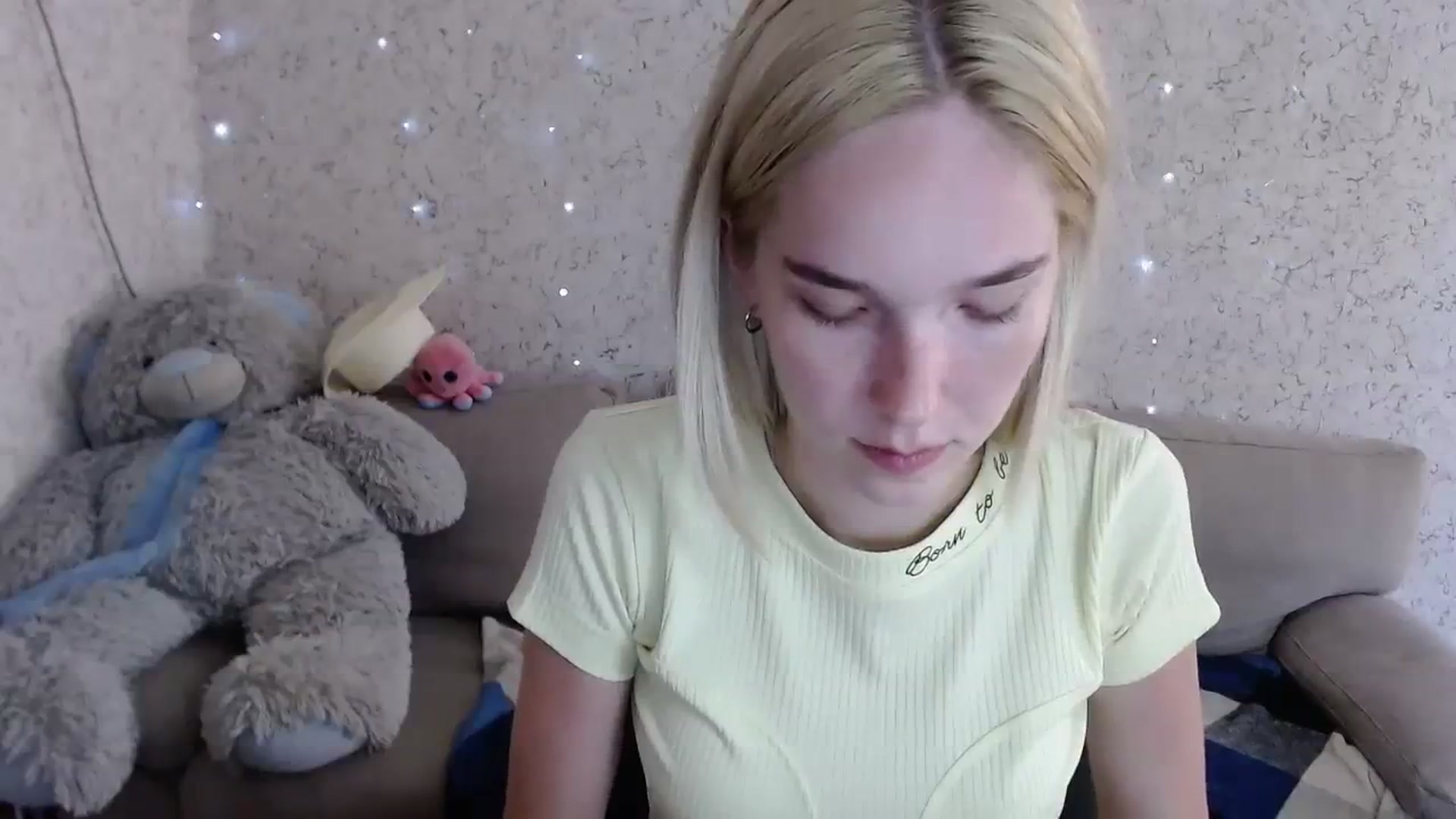 Gallery image thumbnail from EvaRockStar's myfreecams stream on, 08/05/2023, 09:28 image 10 of 20