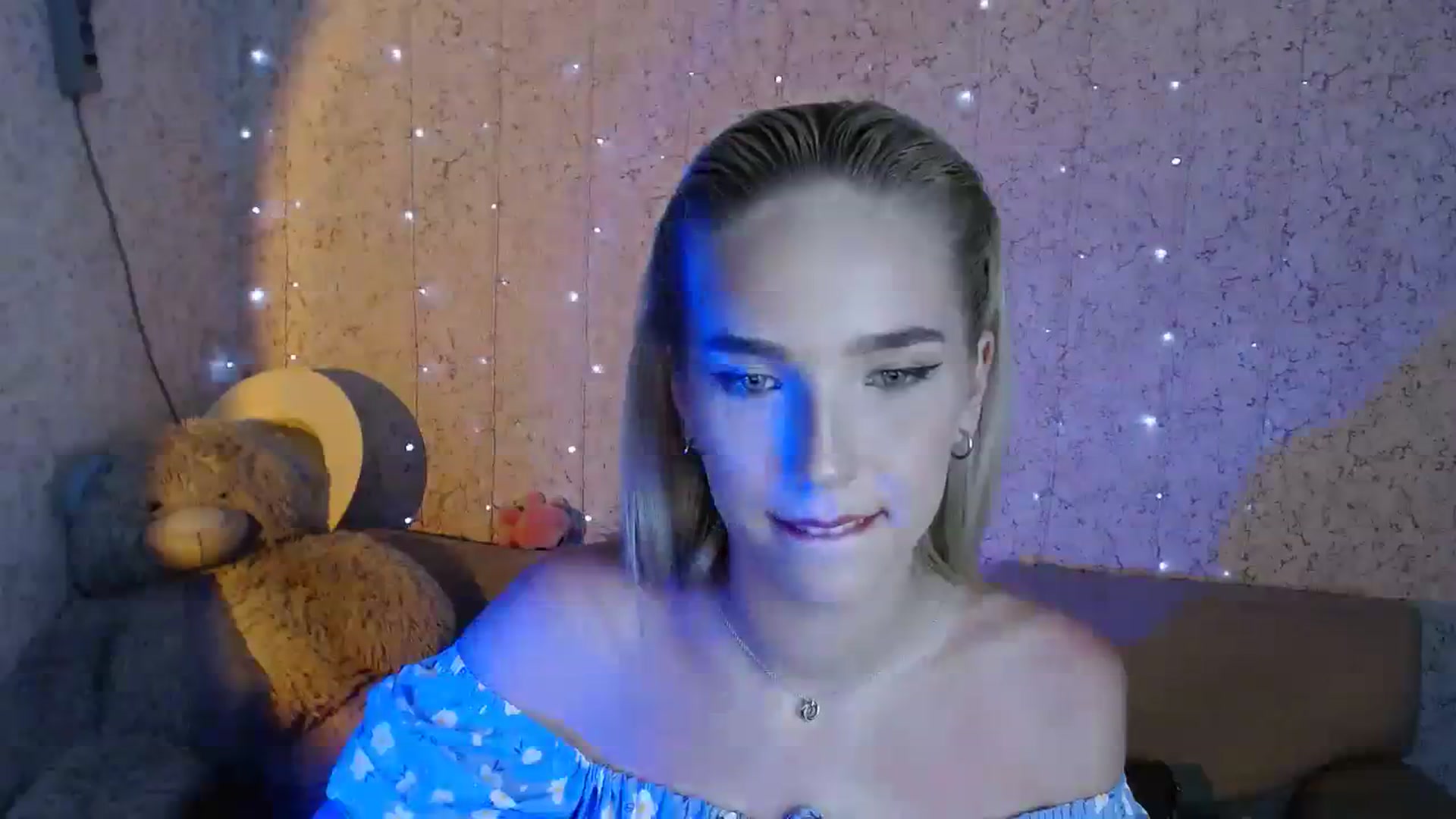Gallery image thumbnail from EvaRockStar's myfreecams stream on, 08/06/2023, 19:10 image 7 of 20