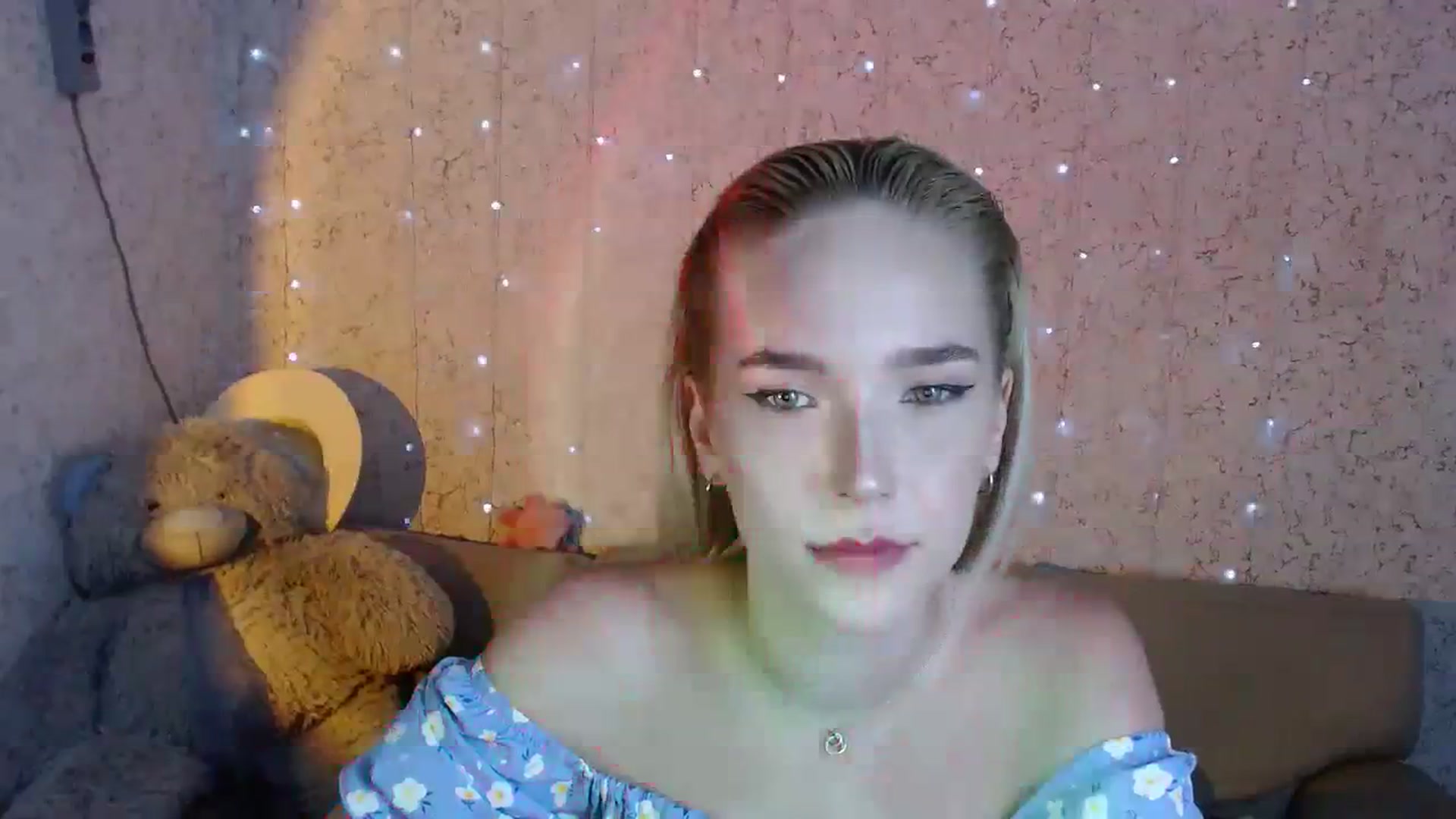 Gallery image thumbnail from EvaRockStar's myfreecams stream on, 08/06/2023, 19:10 image 14 of 20