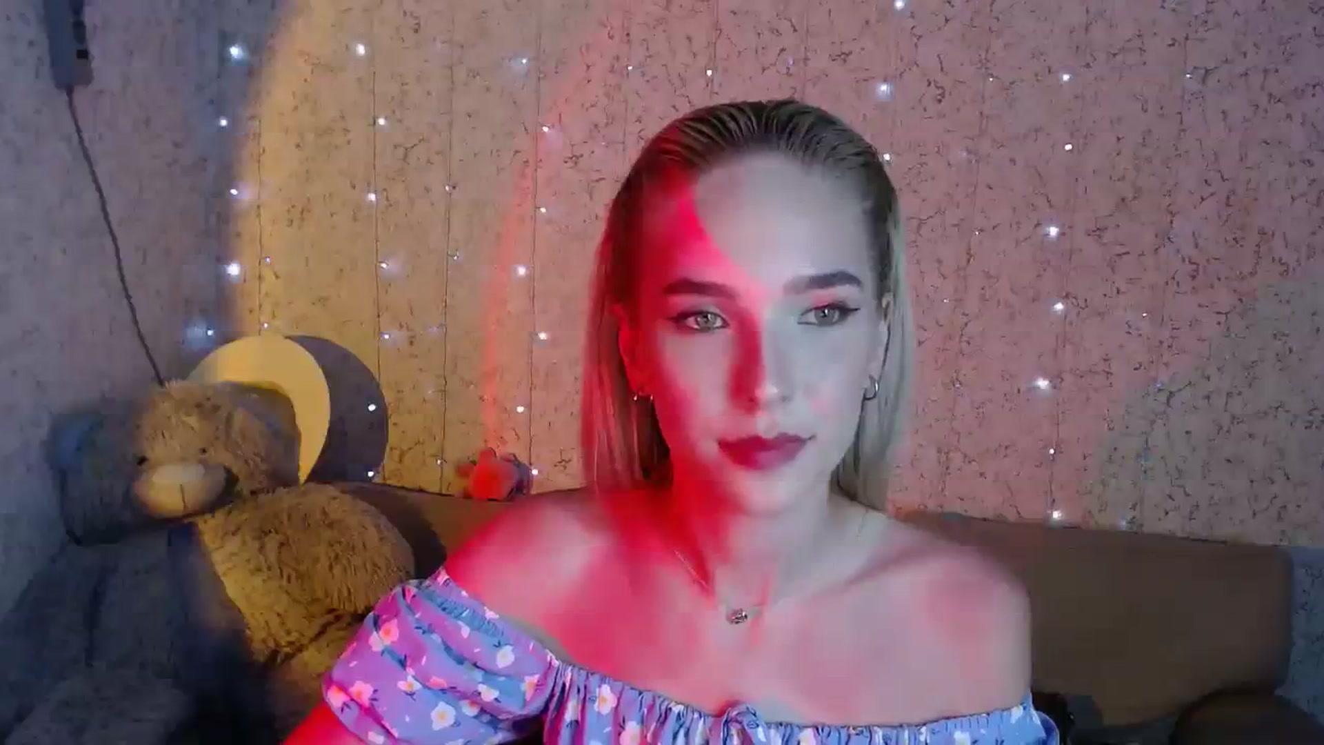 Gallery image thumbnail from EvaRockStar's myfreecams stream on, 08/06/2023, 19:10 image 12 of 20