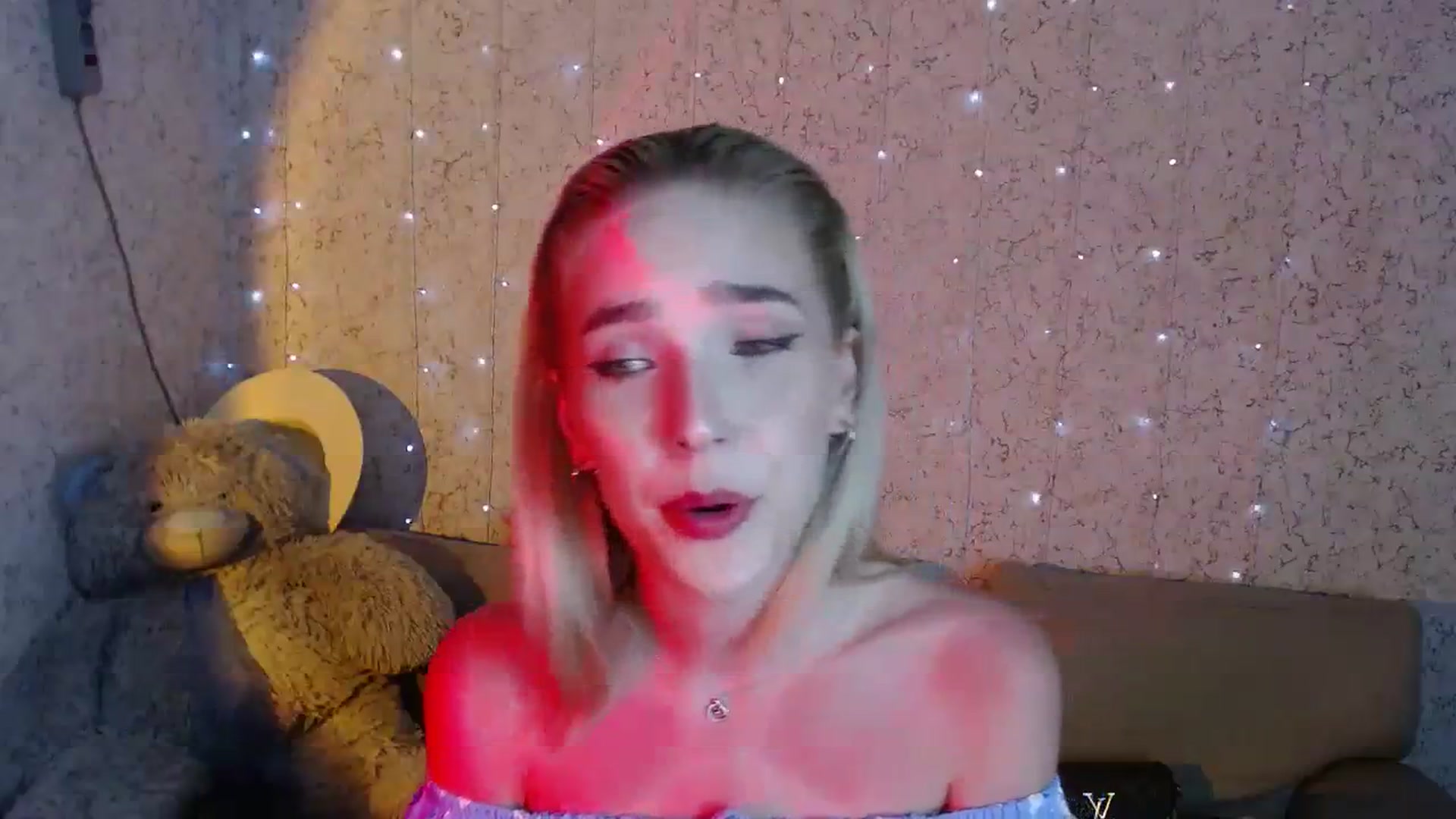 Gallery image thumbnail from EvaRockStar's myfreecams stream on, 08/06/2023, 19:10 image 10 of 20