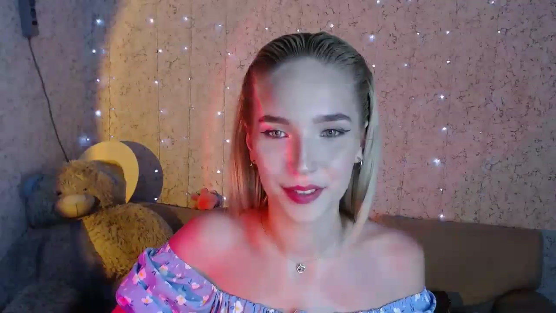 Gallery image thumbnail from EvaRockStar's myfreecams stream on, 08/06/2023, 19:10 image 18 of 20