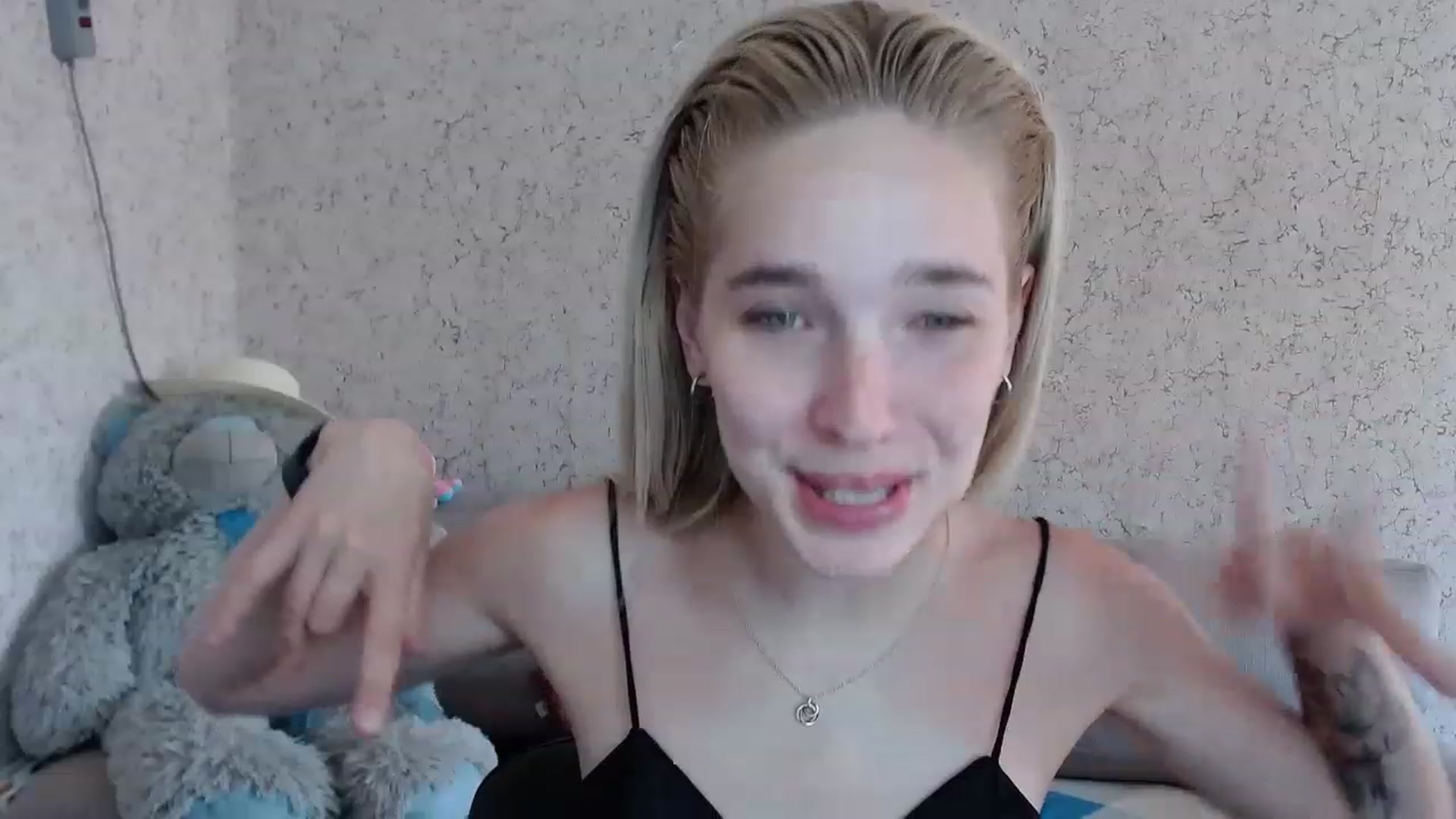 Gallery image thumbnail from EvaRockStar's myfreecams stream on, 08/07/2023, 07:23 image 6 of 20