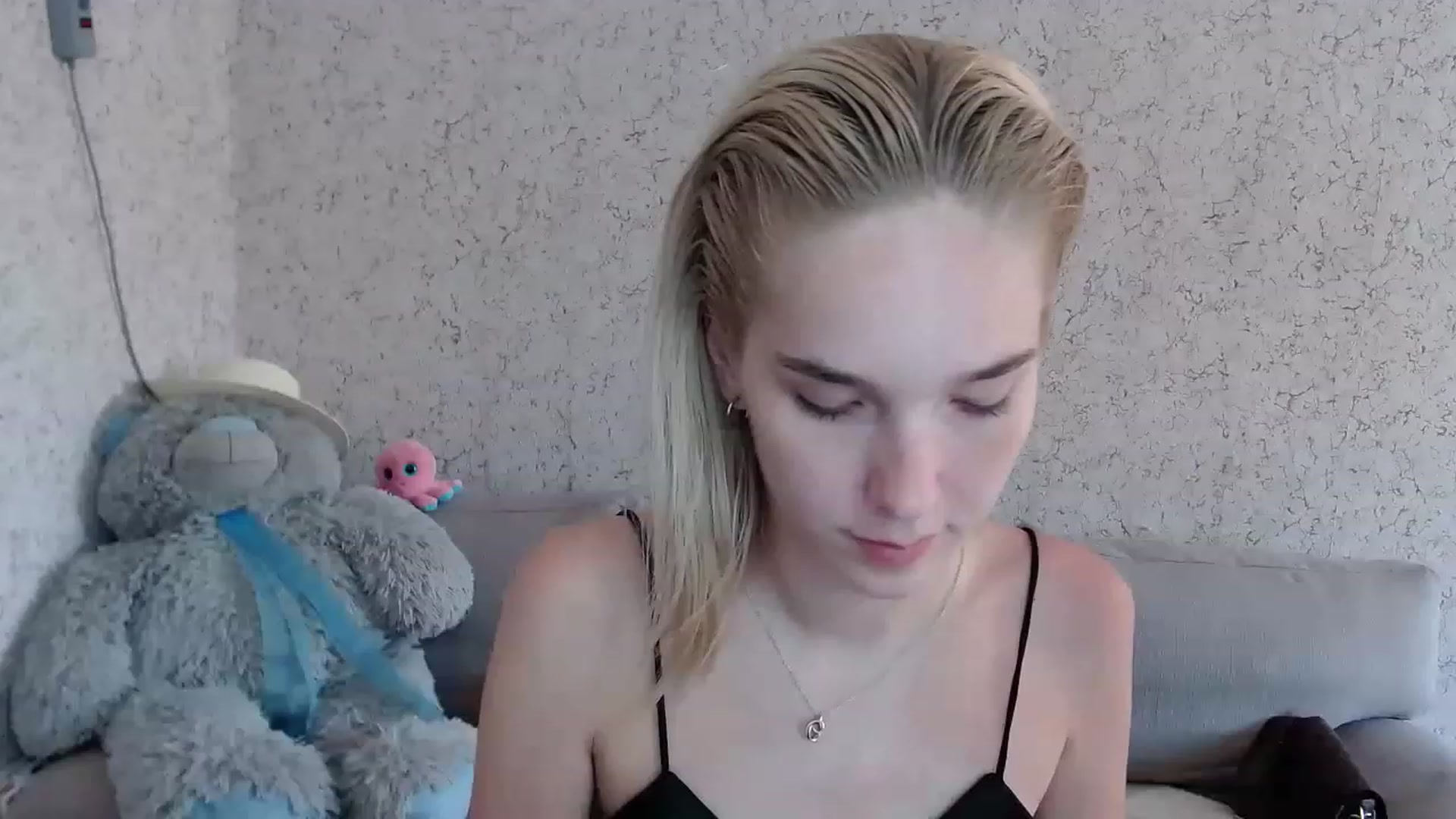Gallery image thumbnail from EvaRockStar's myfreecams stream on, 08/07/2023, 07:23 image 13 of 20