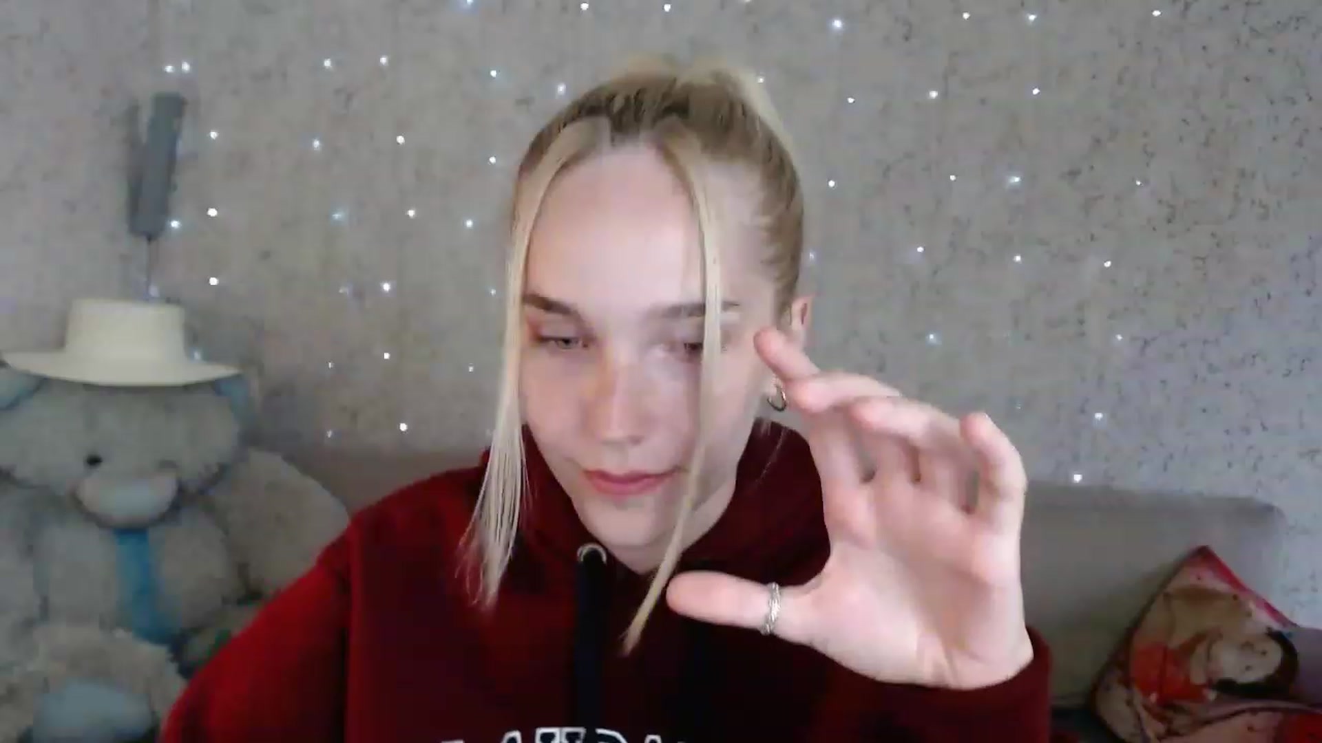 Gallery image thumbnail from EvaRockStar's myfreecams stream on, 08/11/2023, 13:40 image 18 of 20