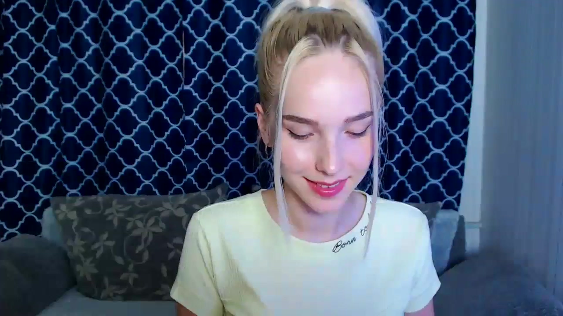 Gallery image thumbnail from EvaRockStar's myfreecams stream on, 08/12/2023, 14:13 image 6 of 20