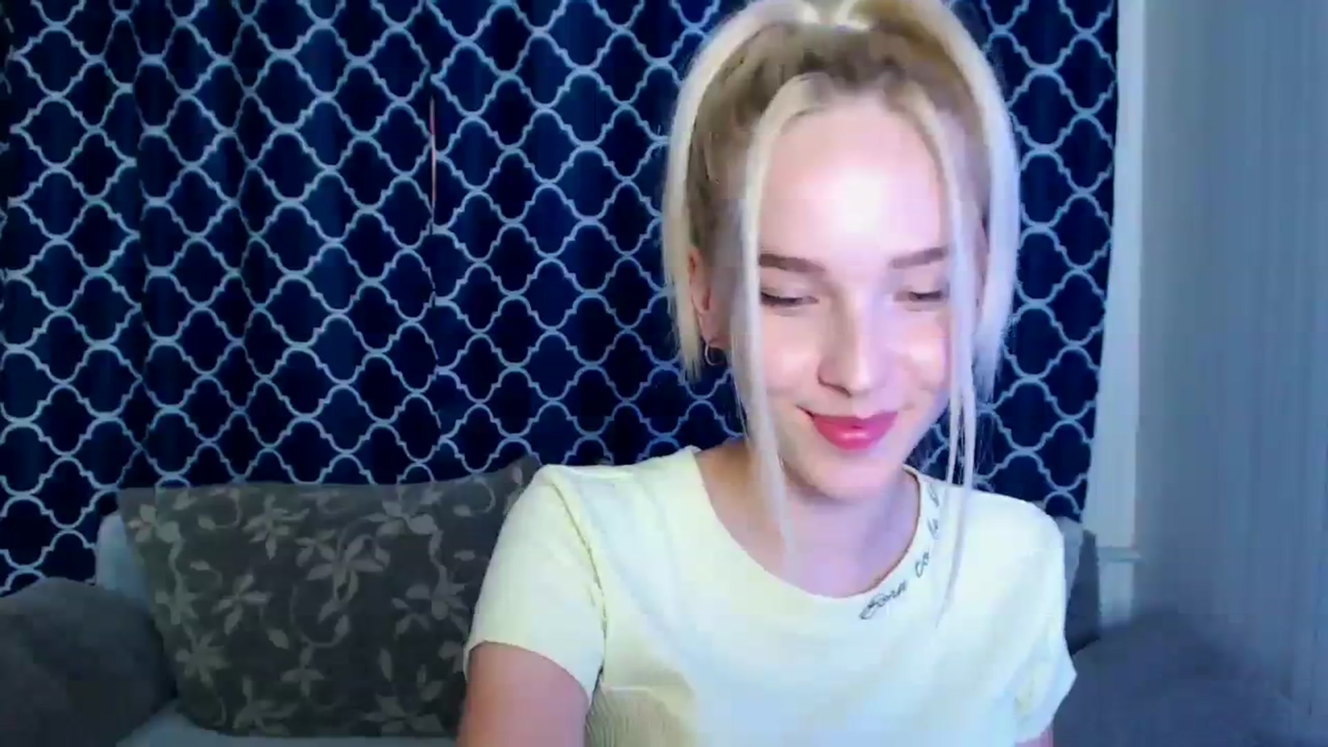 Gallery image thumbnail from EvaRockStar's myfreecams stream on, 08/12/2023, 14:13 image 16 of 20