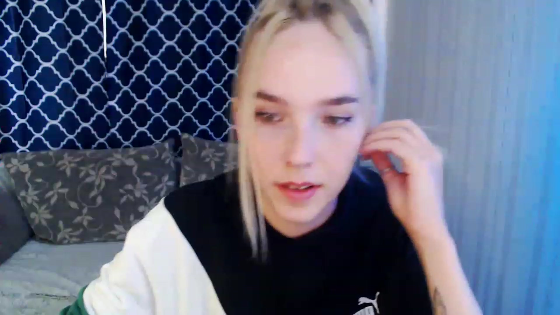 Gallery image thumbnail from EvaRockStar's myfreecams stream on, 08/14/2023, 08:35 image 18 of 20