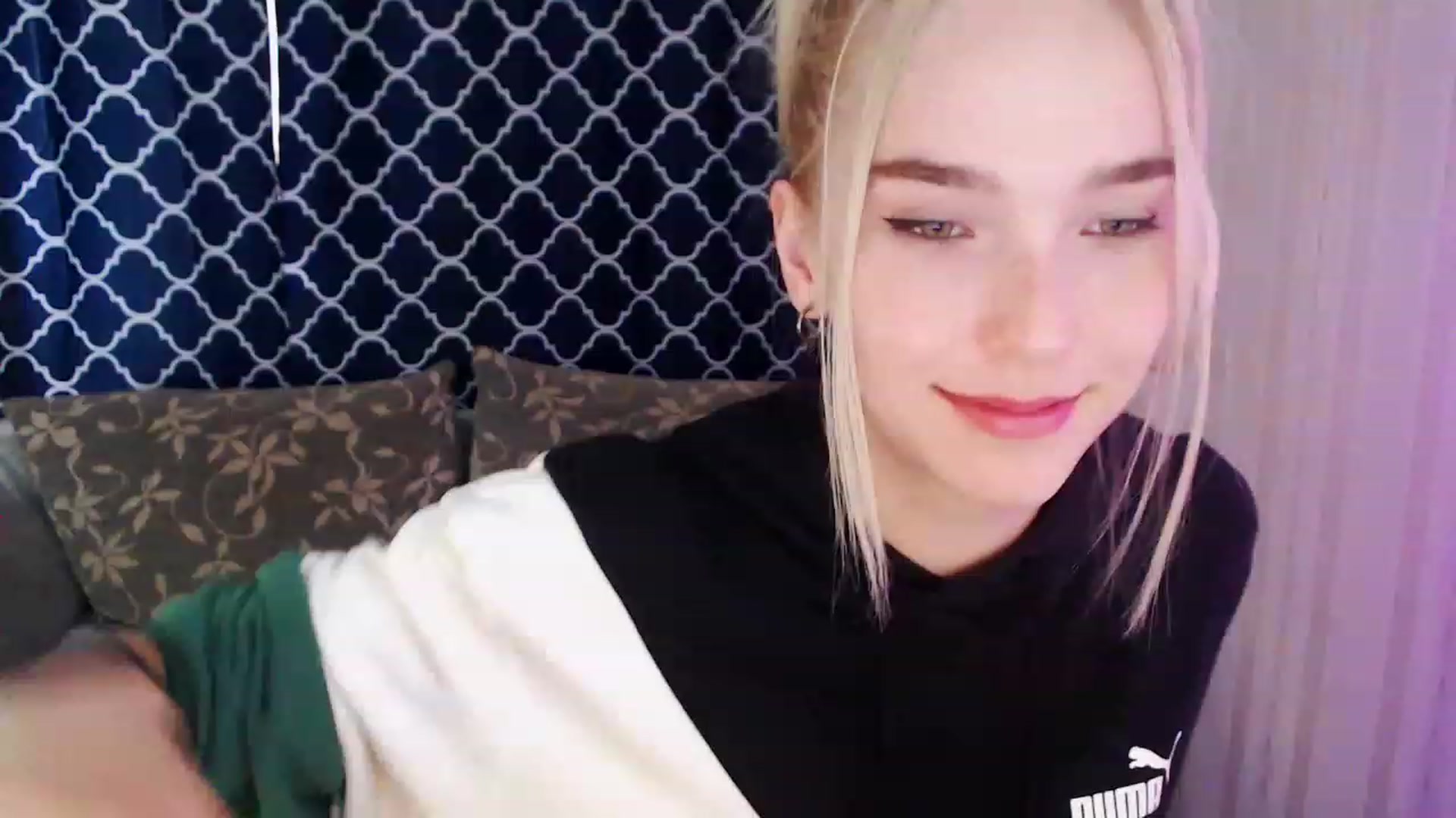 Gallery image thumbnail from EvaRockStar's myfreecams stream on, 08/14/2023, 08:35 image 12 of 20