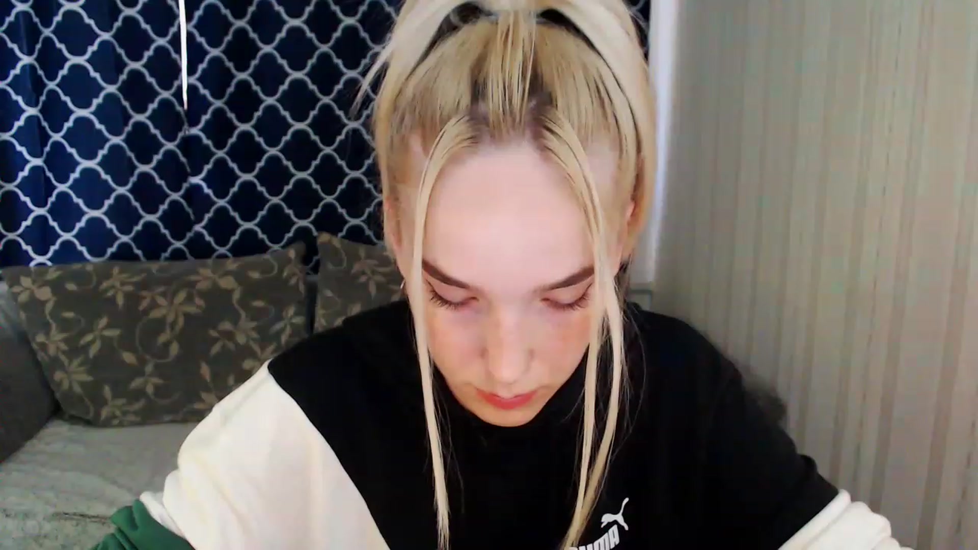 Gallery image thumbnail from EvaRockStar's myfreecams stream on, 08/14/2023, 08:35 image 8 of 20